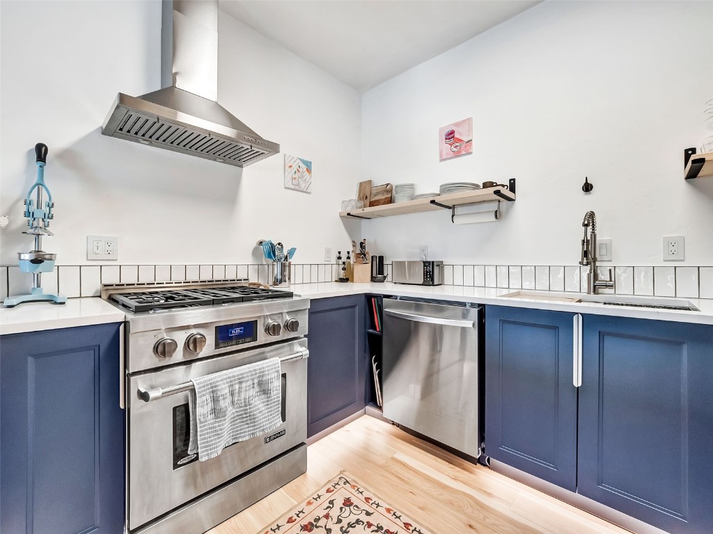 3335 Columbine DRIVE 901