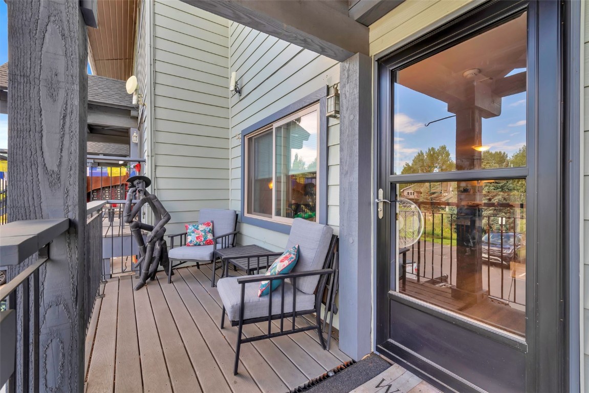 1556 Woodbridge COURT 1556