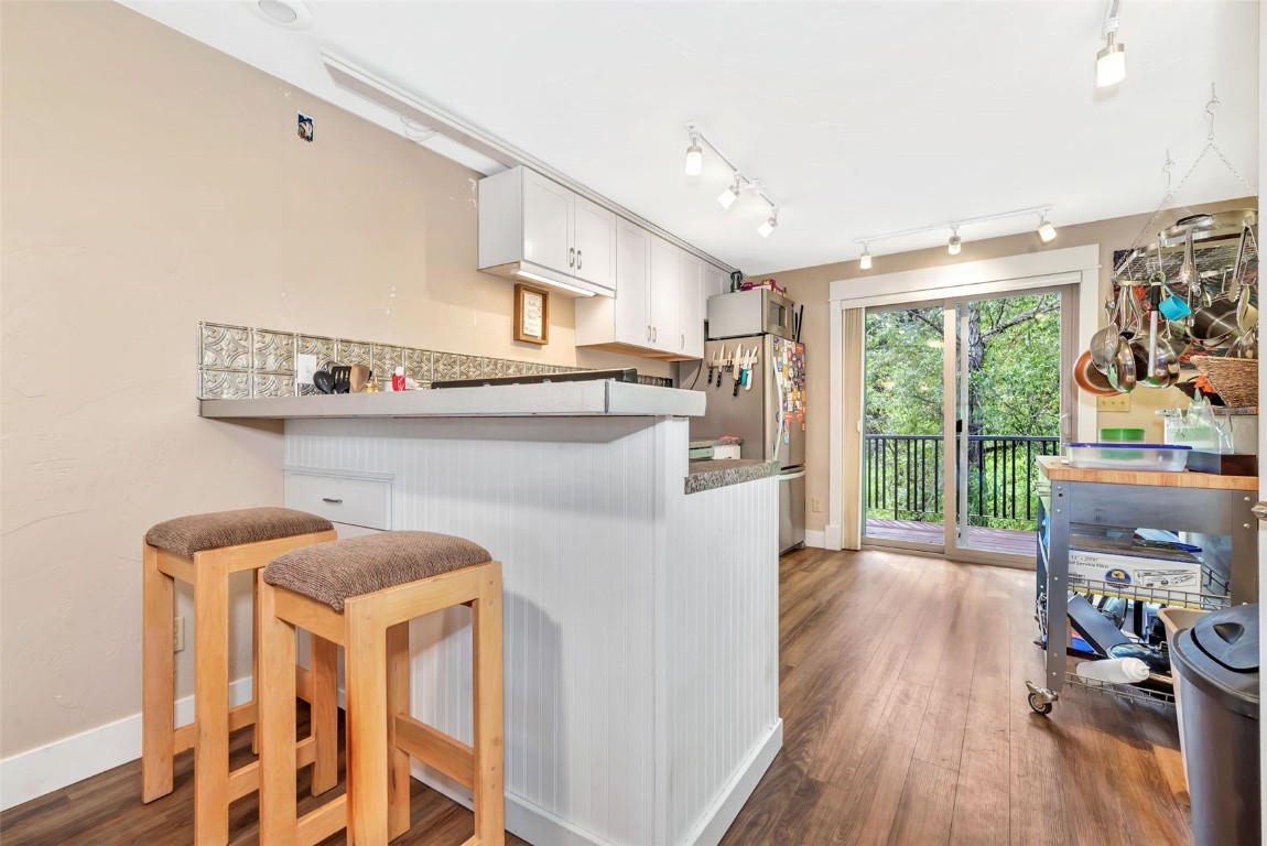 1556 Woodbridge COURT 1556