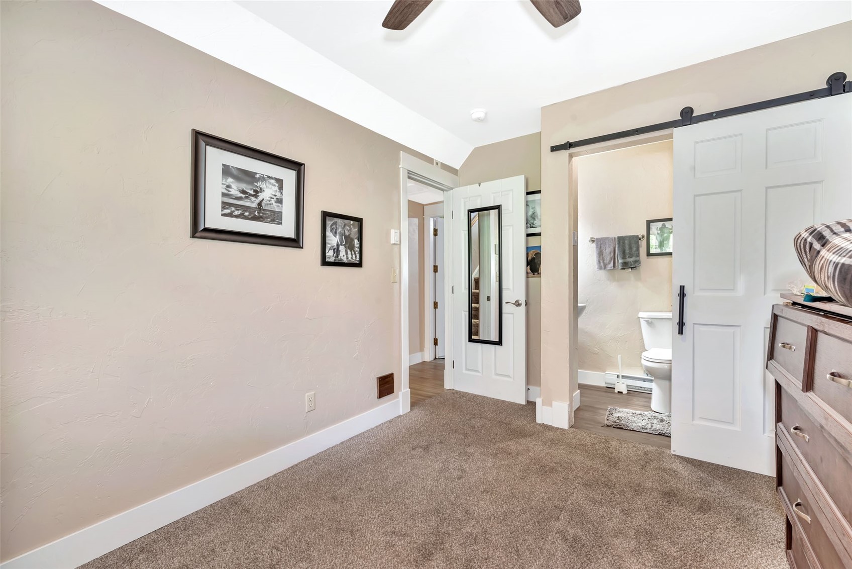 1556 Woodbridge COURT 1556