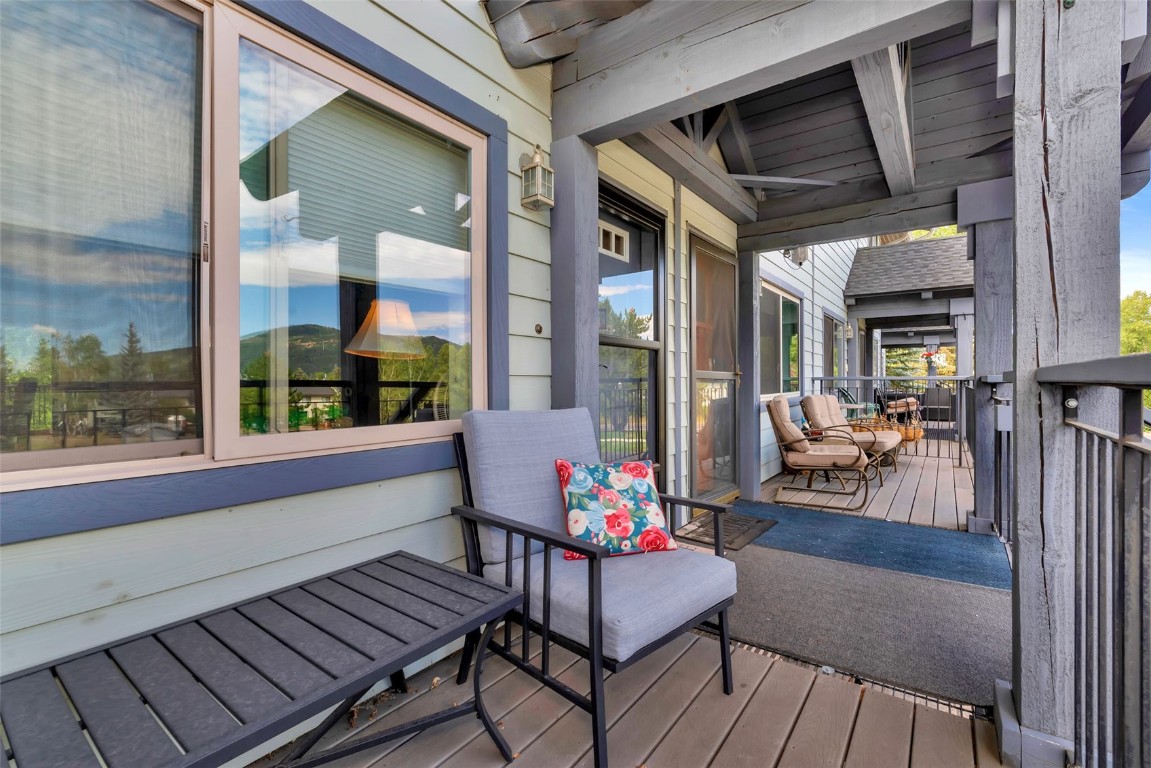 1556 Woodbridge COURT 1556