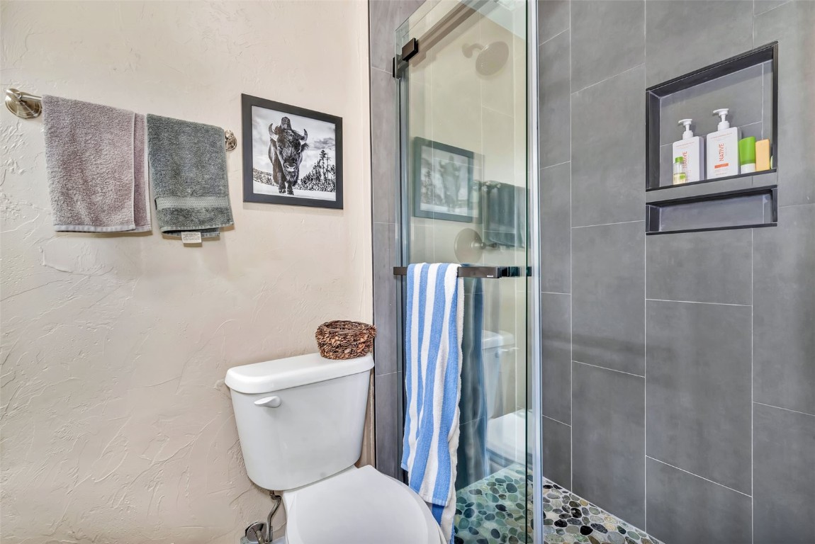 1556 Woodbridge COURT 1556