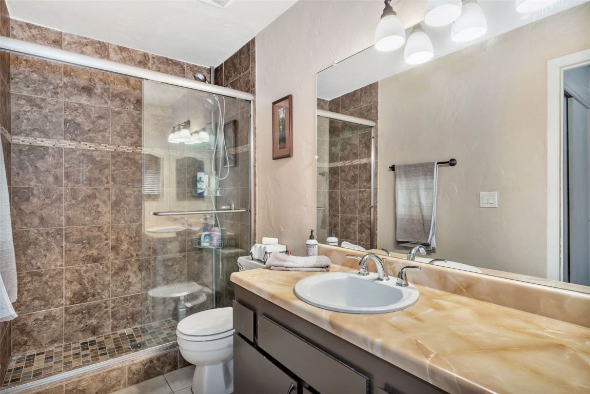 1380 Athens Plaza 9