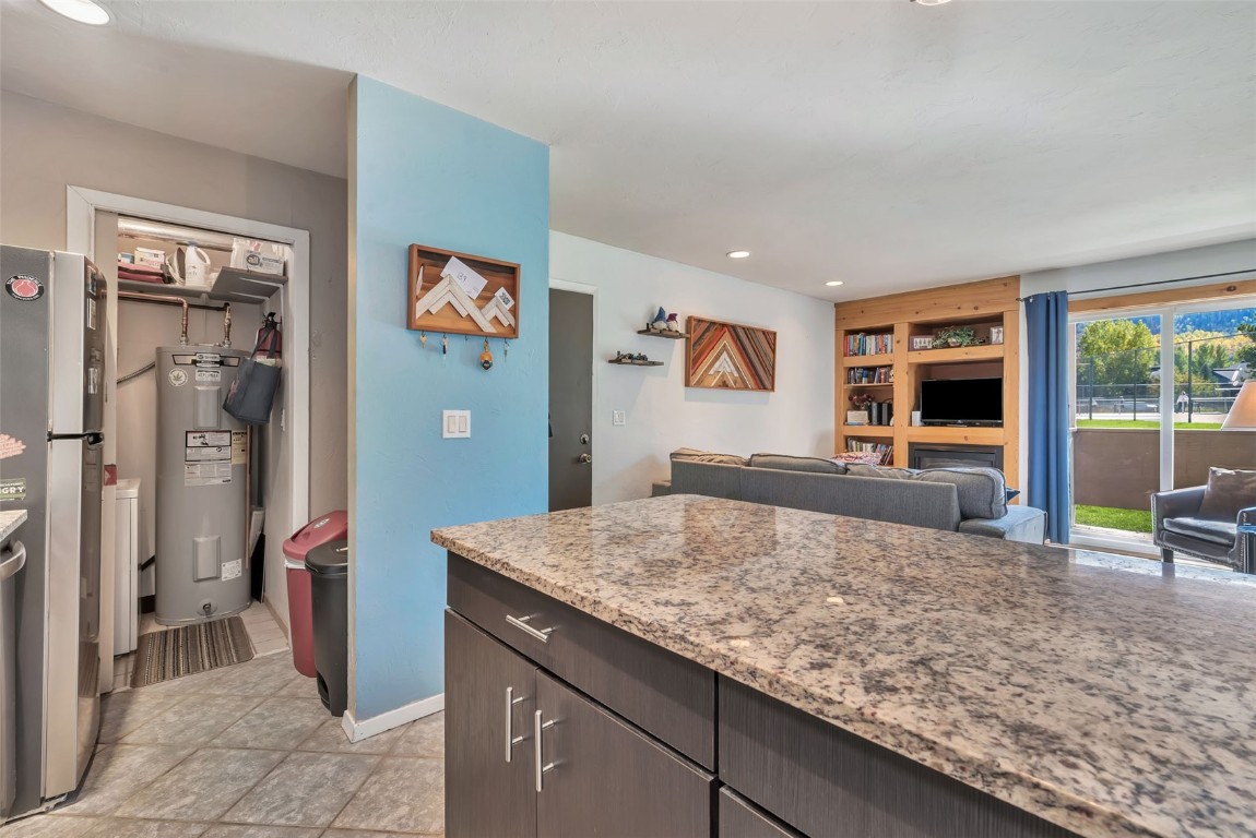 1380 Athens Plaza 9