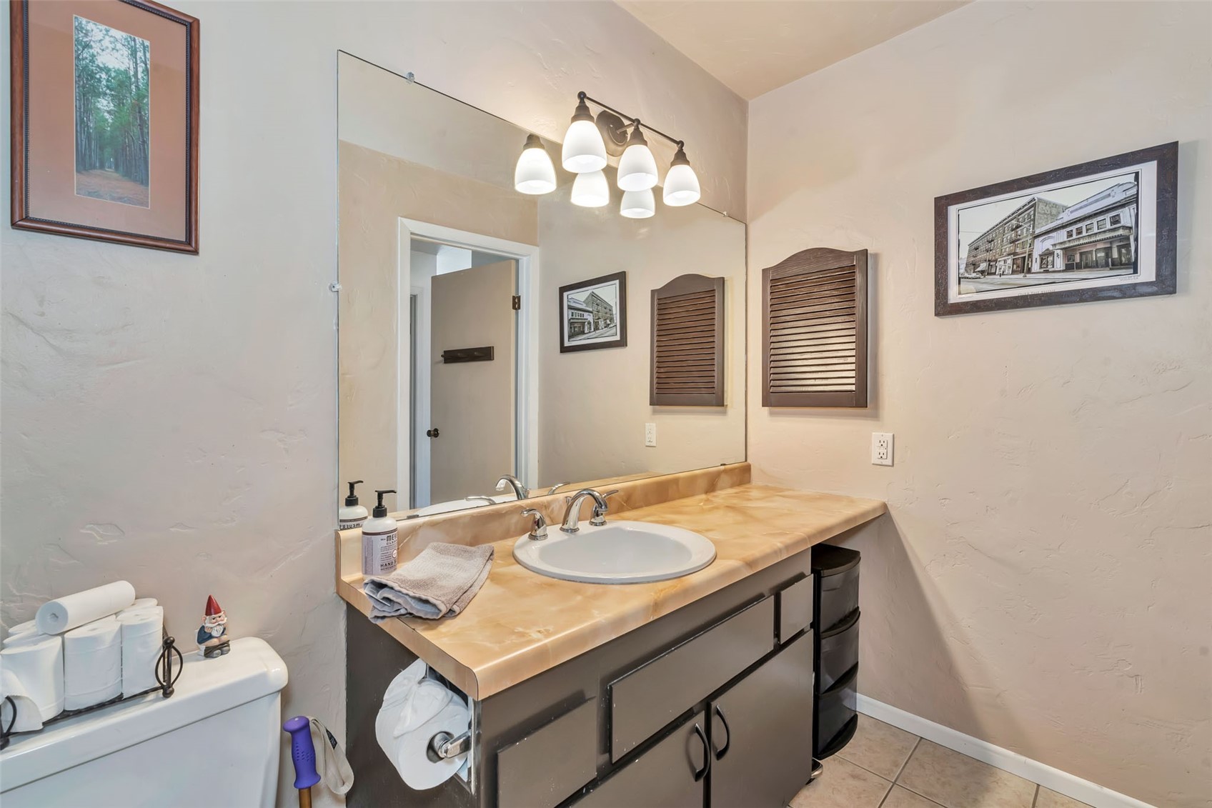 1380 Athens Plaza 9