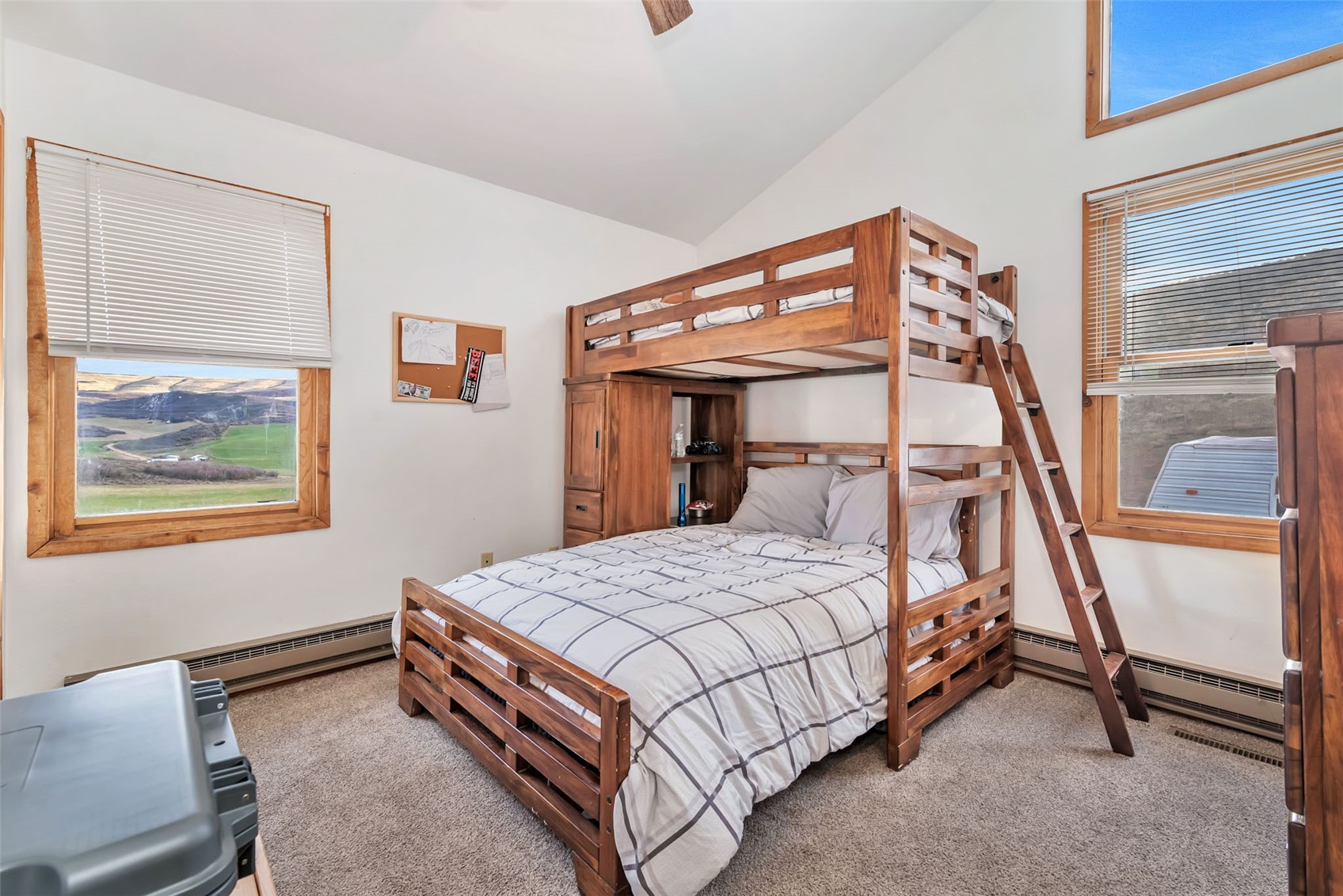 224 Meadow LANE