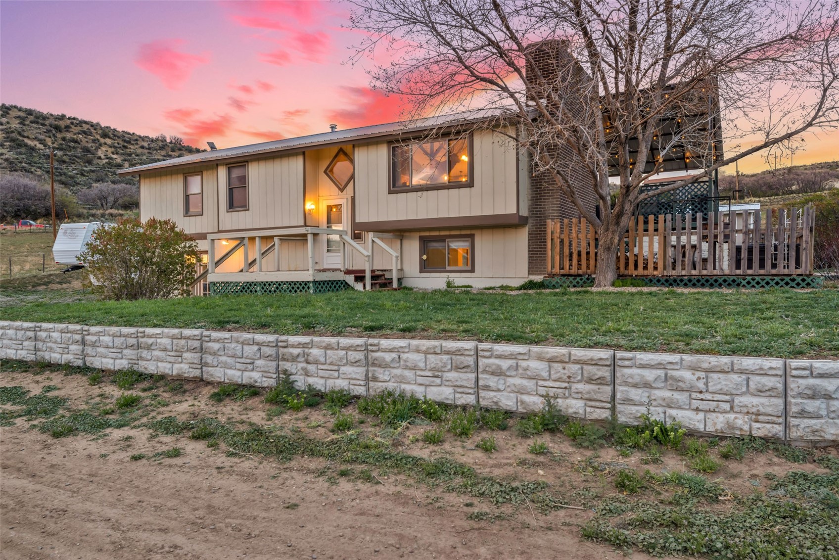 224 Meadow LANE