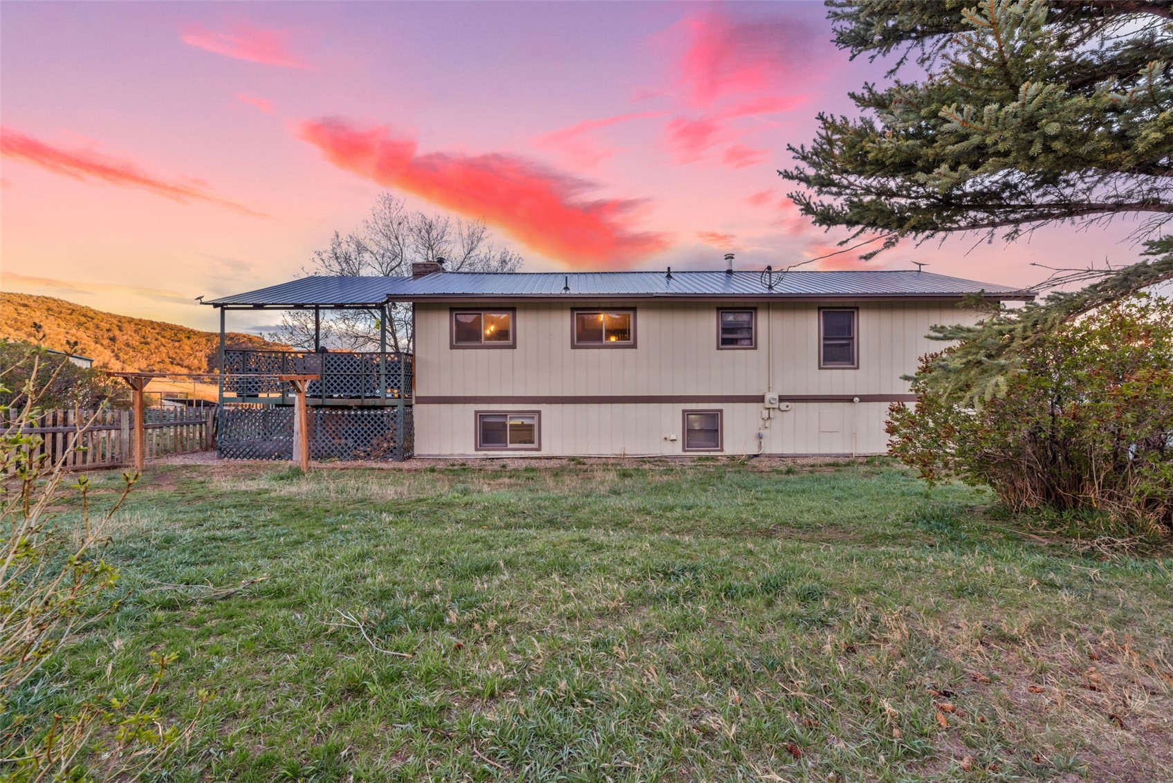 224 Meadow LANE