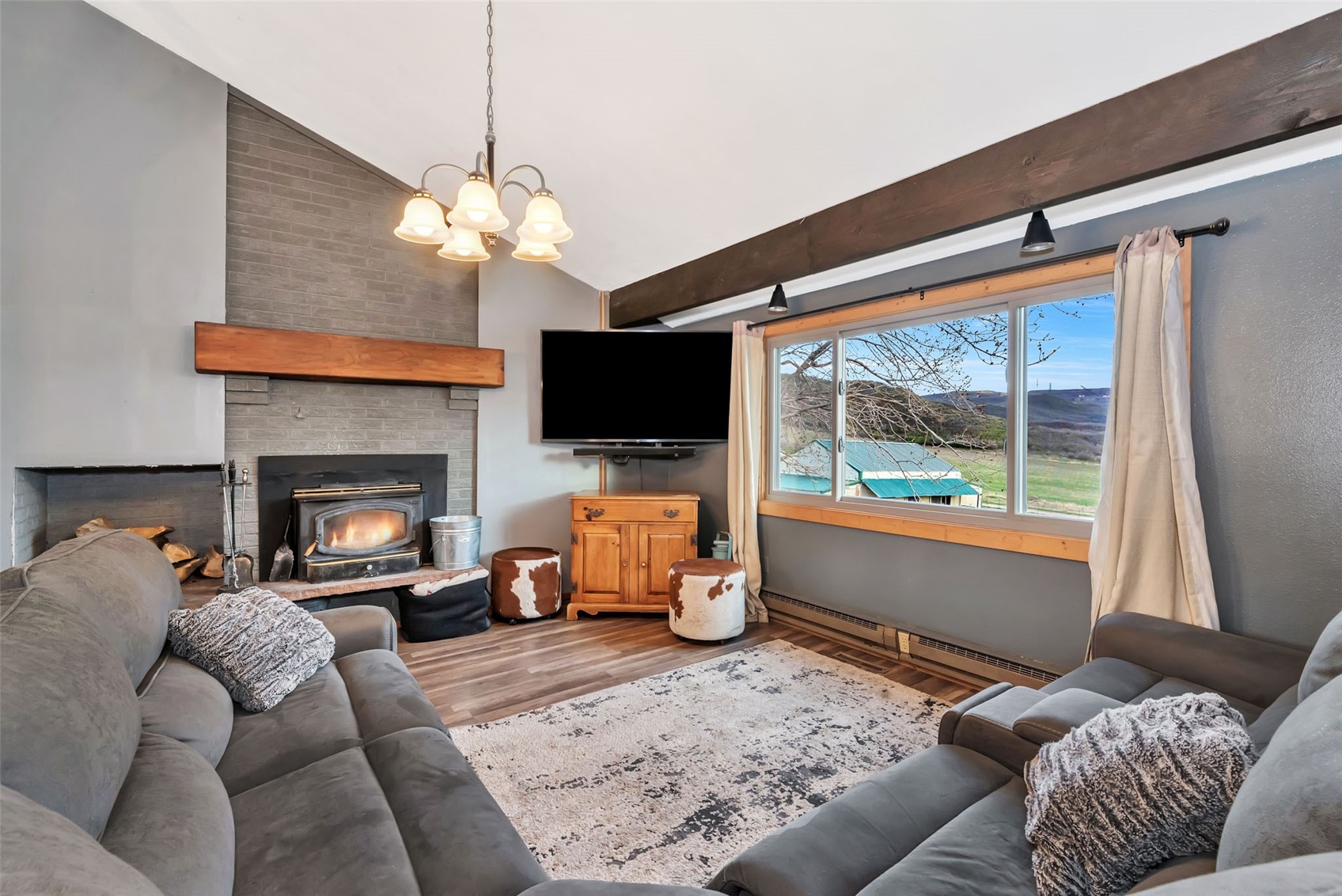 224 Meadow LANE