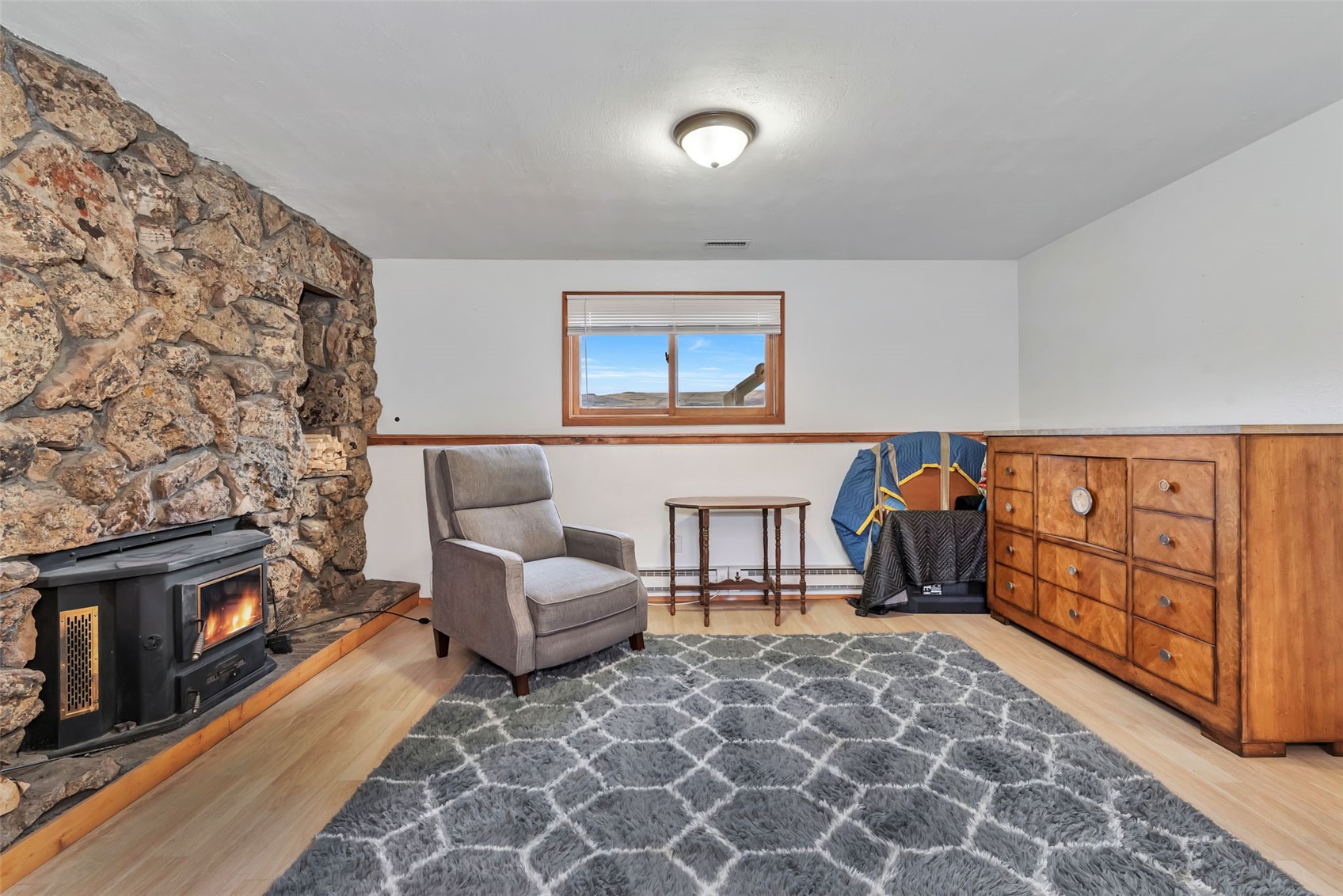 224 Meadow LANE