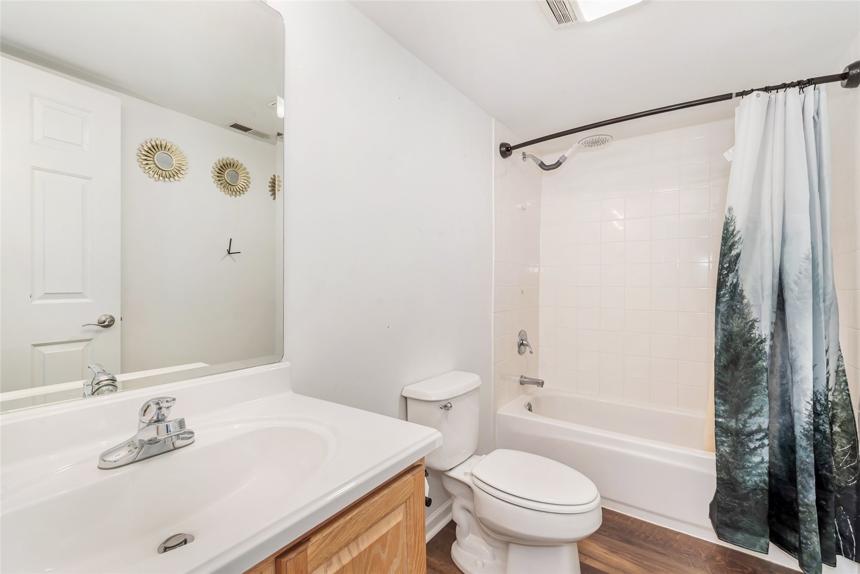 538 Eaglepointe COURT 1