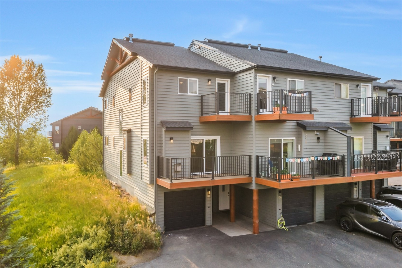 538 Eaglepointe COURT 1