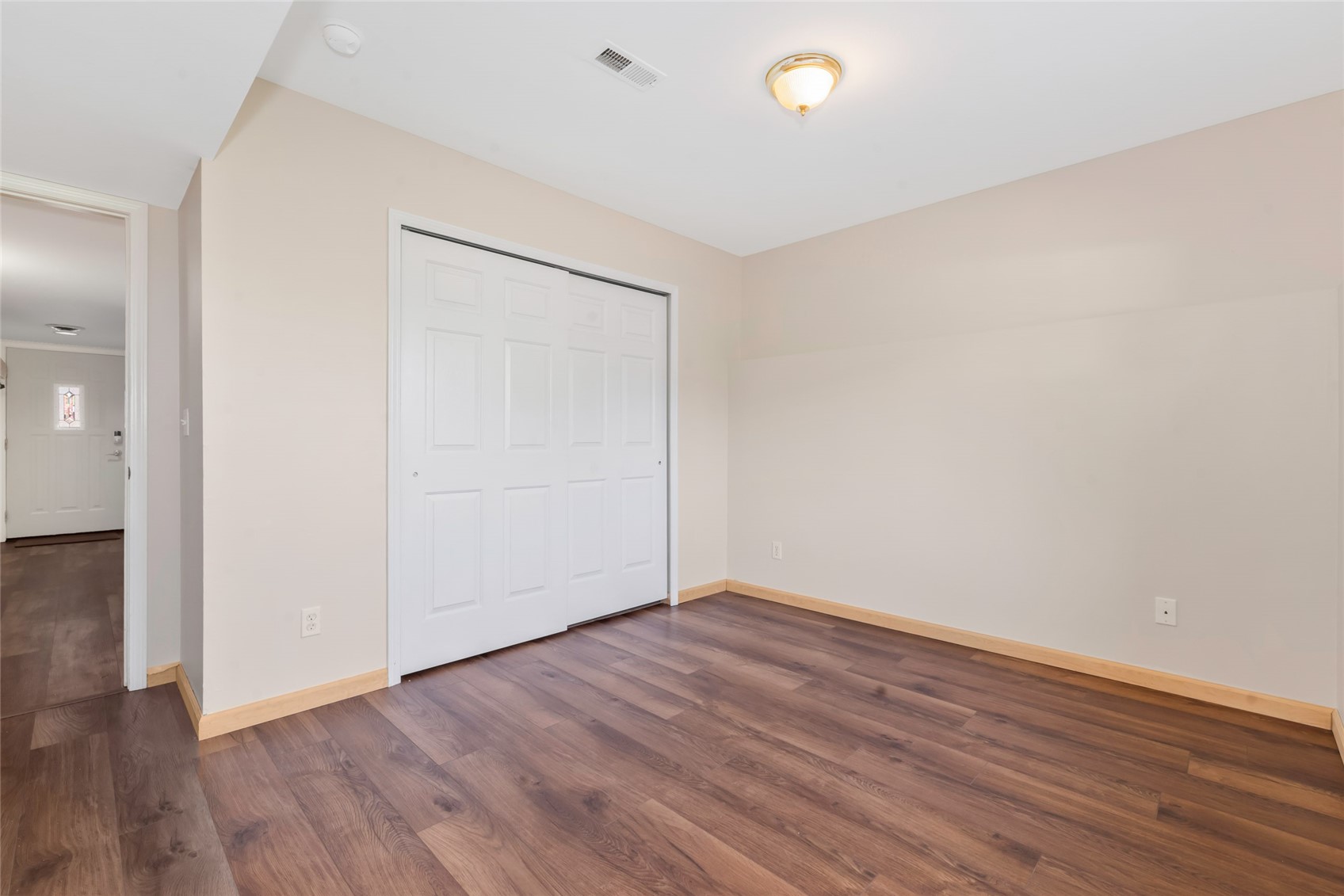 538 Eaglepointe COURT 1