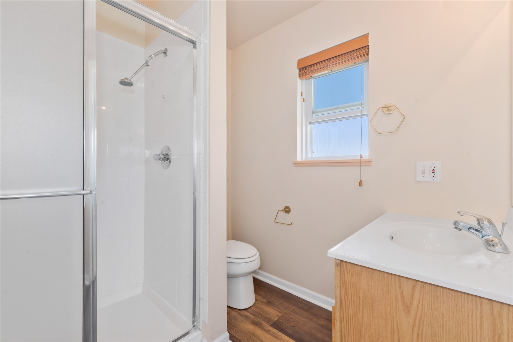 538 Eaglepointe COURT 1