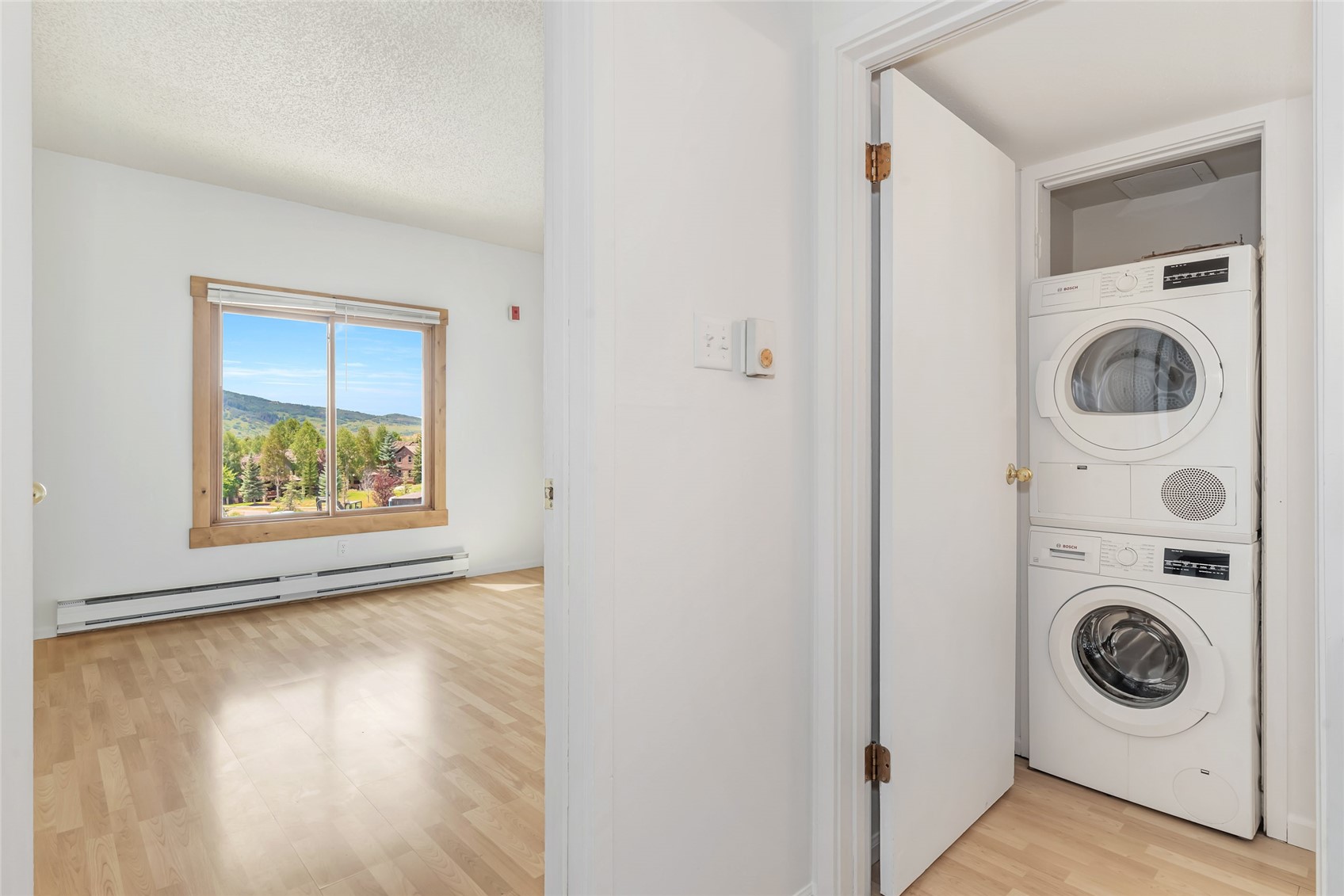 1945 Cornice ROAD 207D