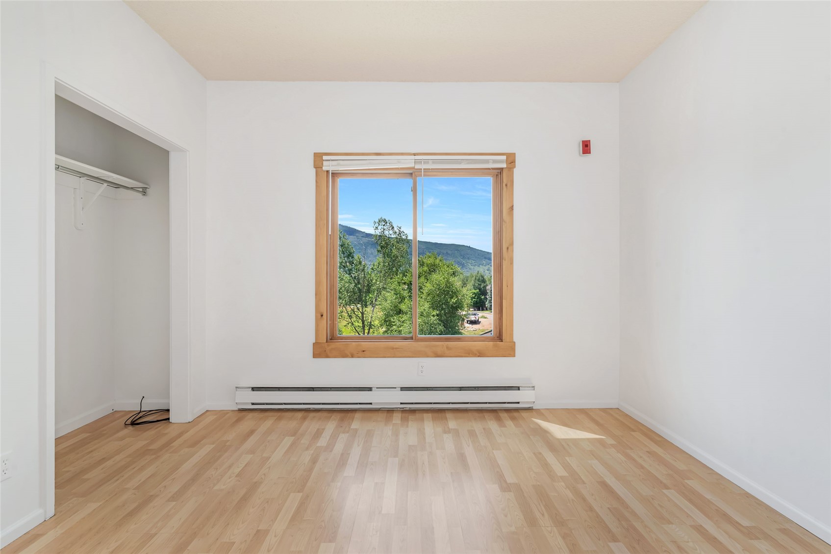 1945 Cornice ROAD 207D