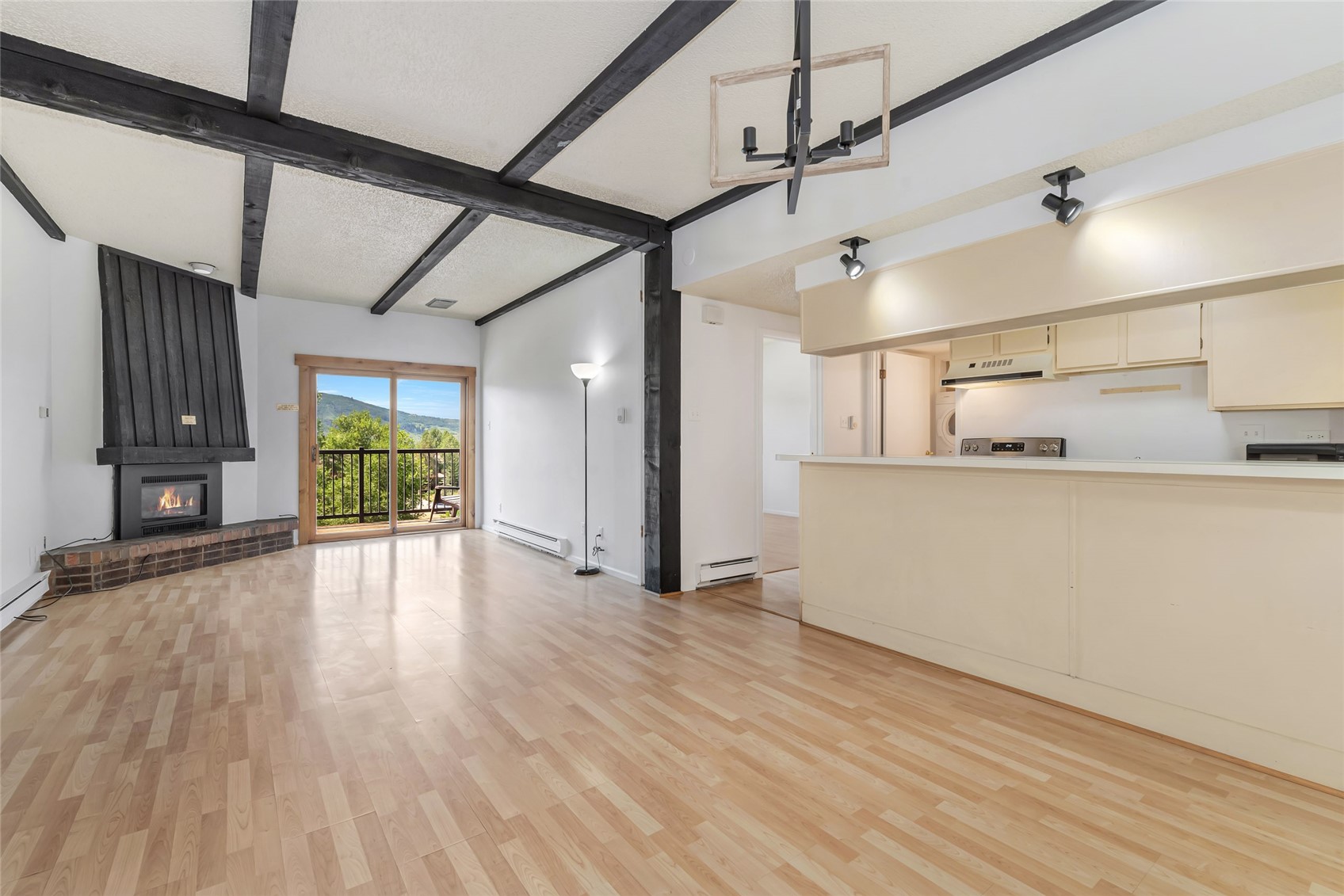 1945 Cornice ROAD 207D