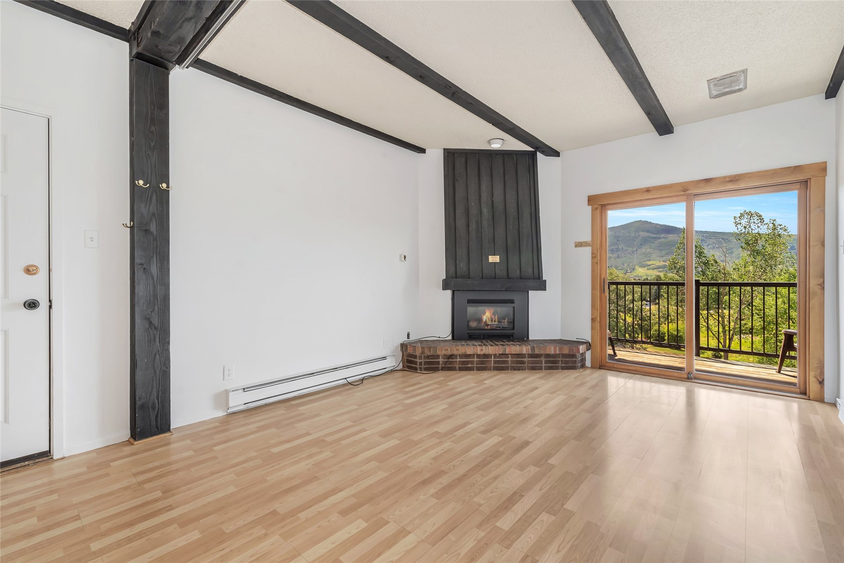 1945 Cornice ROAD 207D