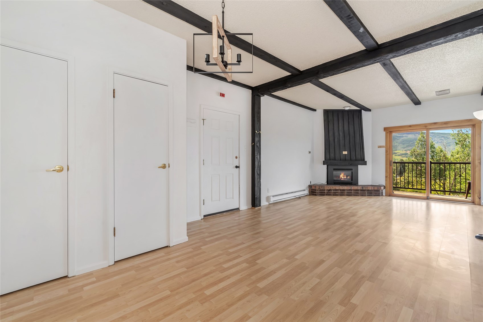 1945 Cornice ROAD 207D