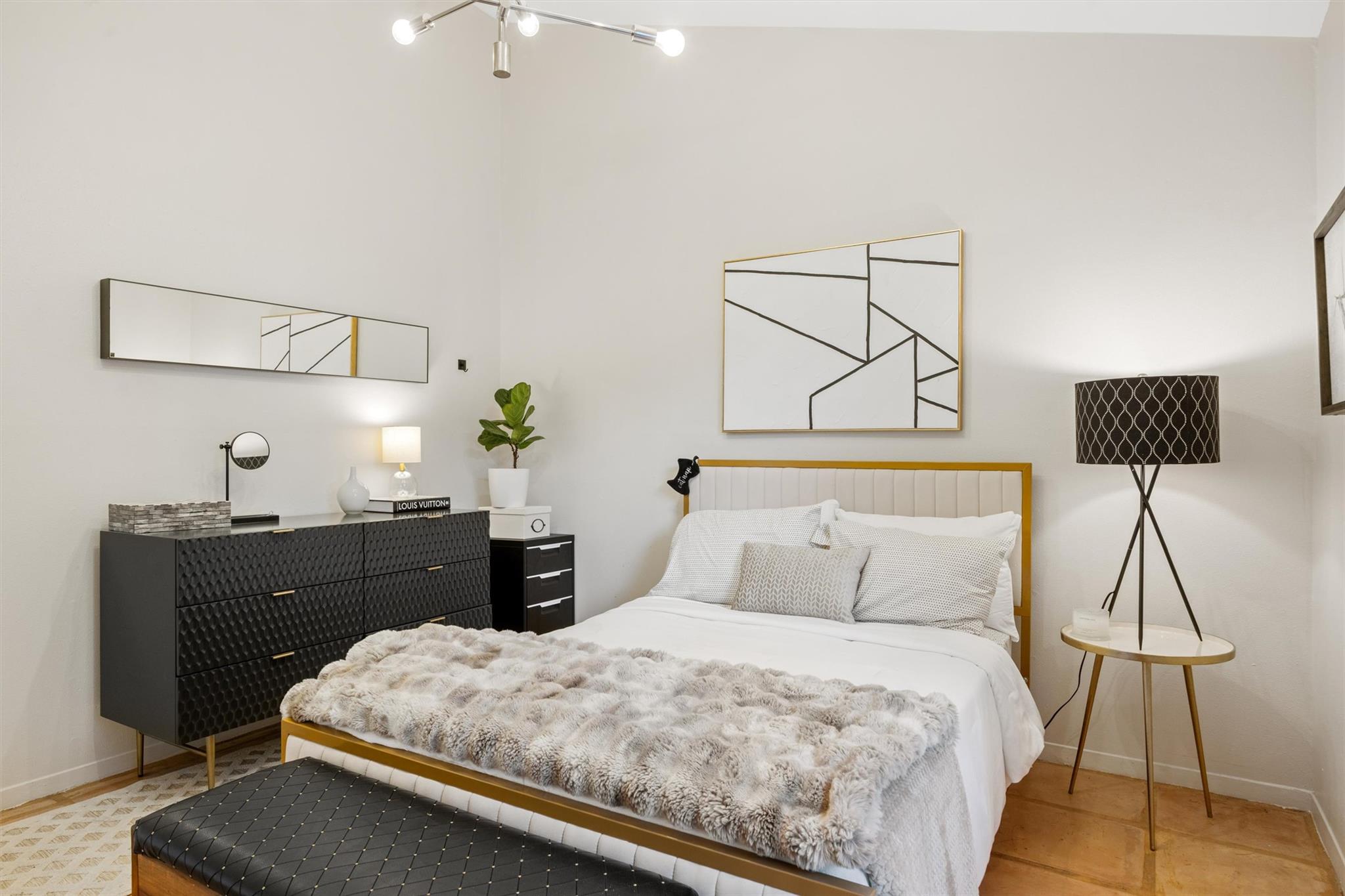 3106 Glen Ora ST # B Unit: A & B