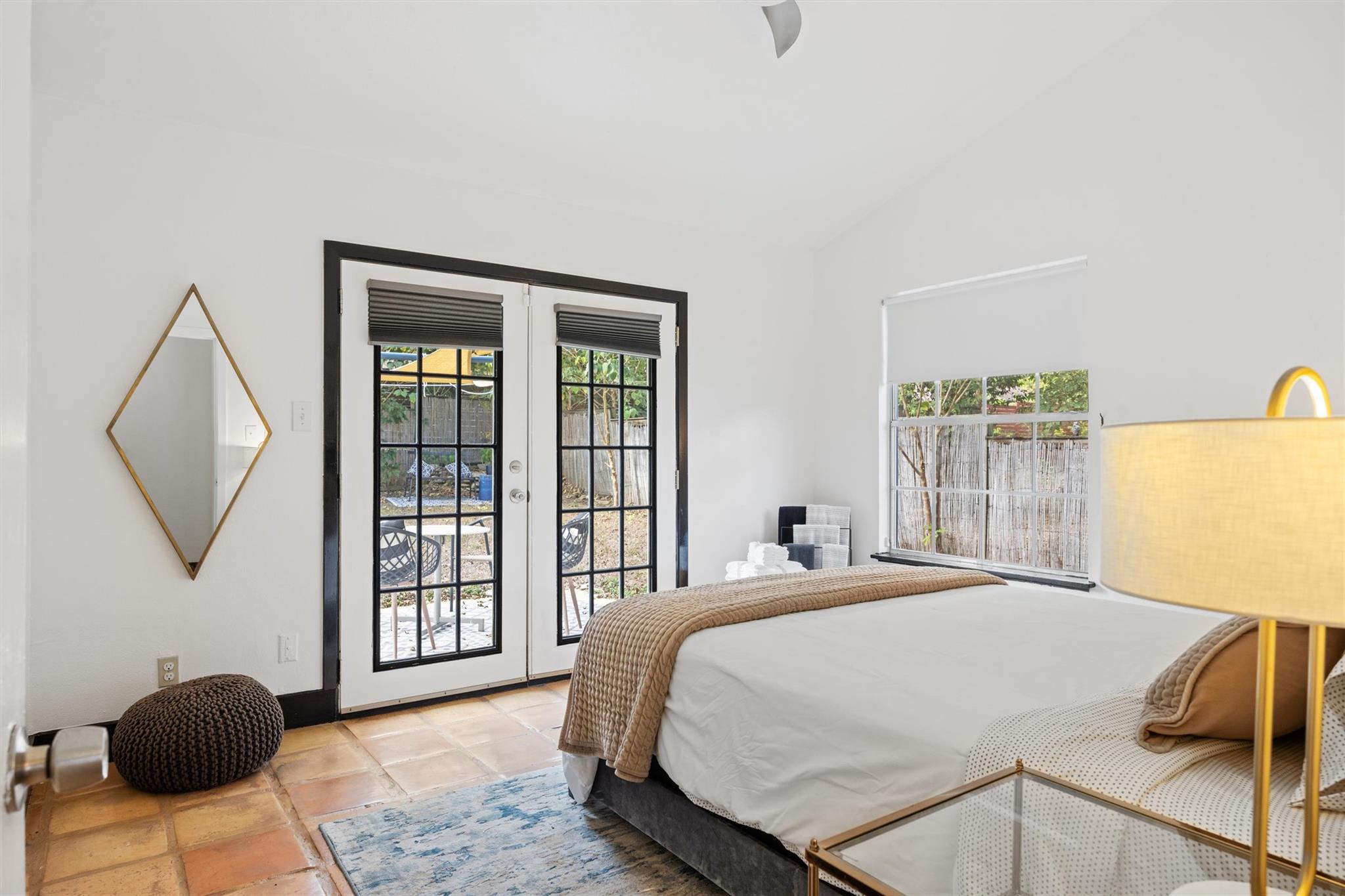 3106 Glen Ora ST # B Unit: A & B