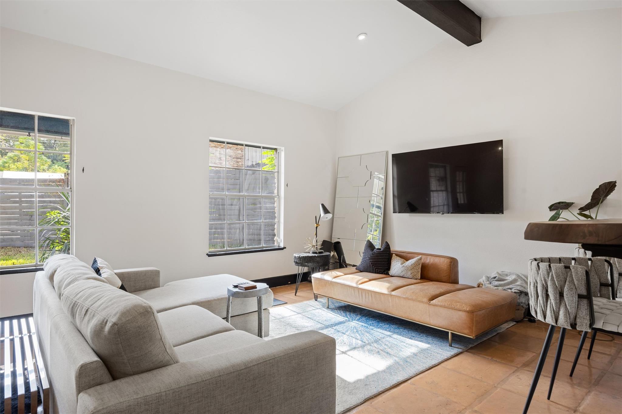 3106 Glen Ora ST # B Unit: A & B