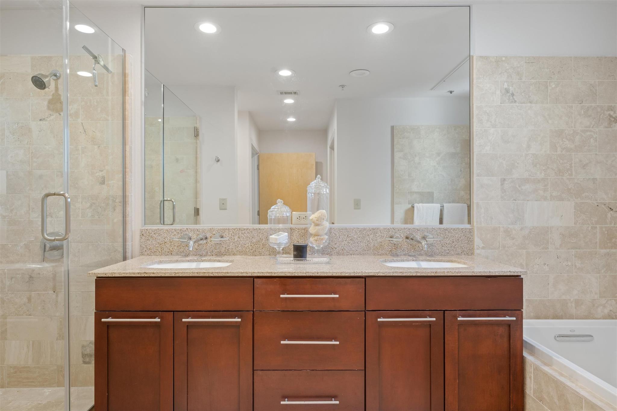 1600 Barton Springs RD # 5301