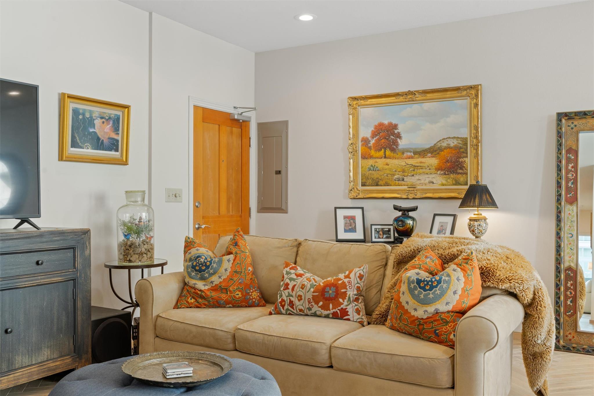 1600 Barton Springs RD # 5301