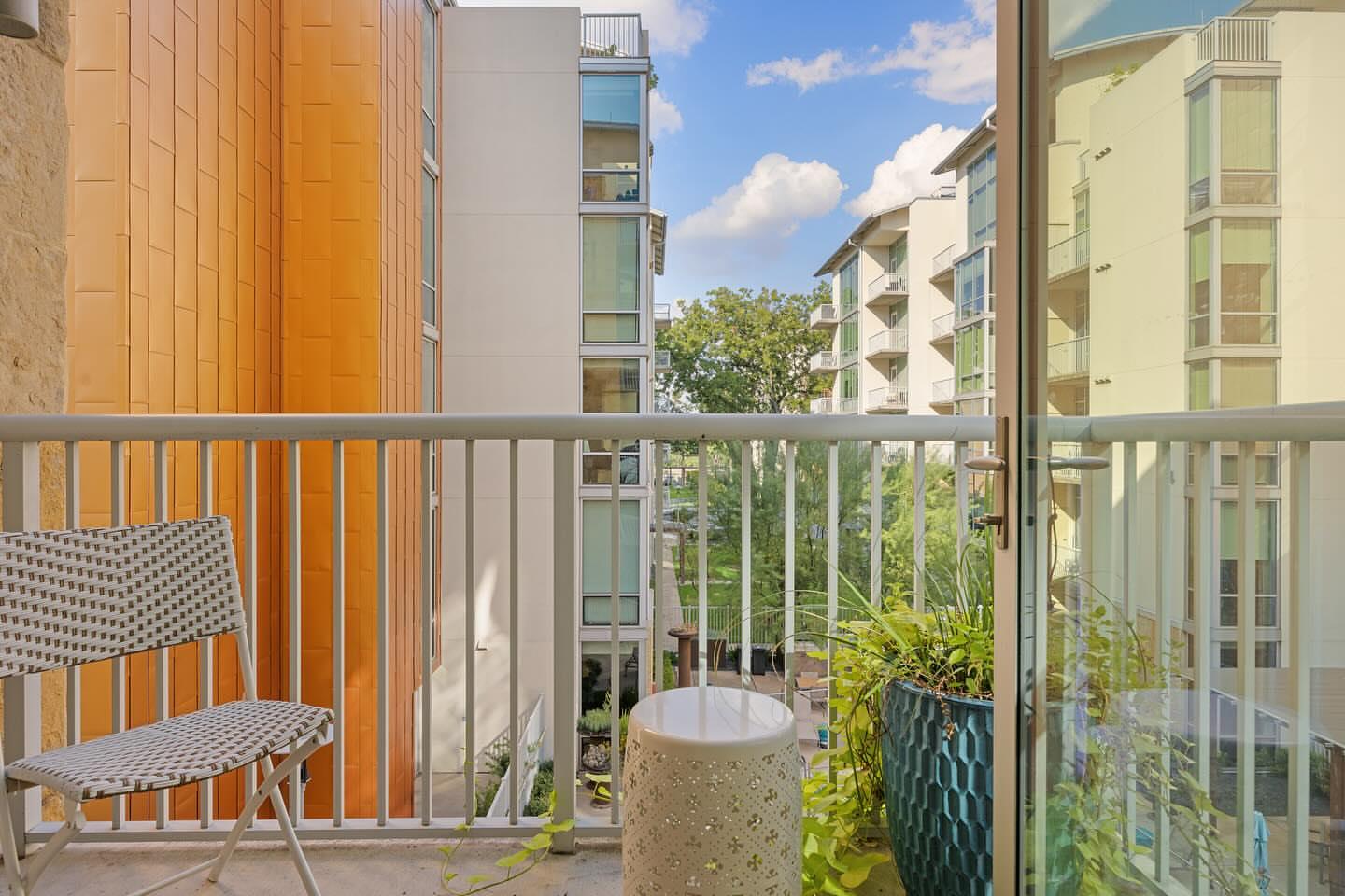 1600 Barton Springs RD # 5301