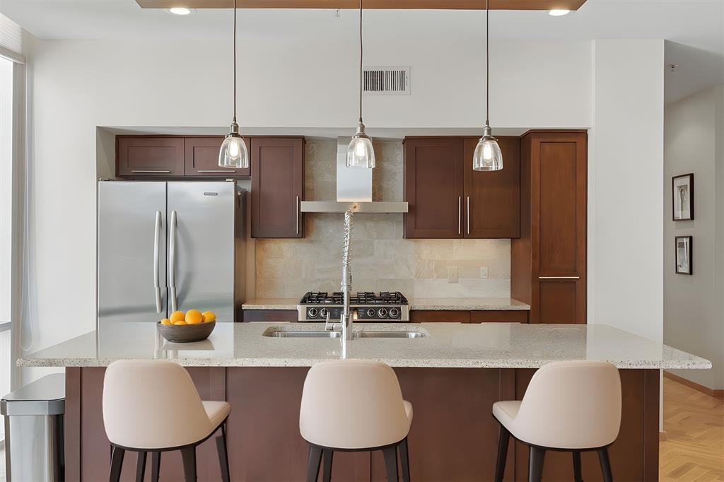 1600 Barton Springs RD # 5301