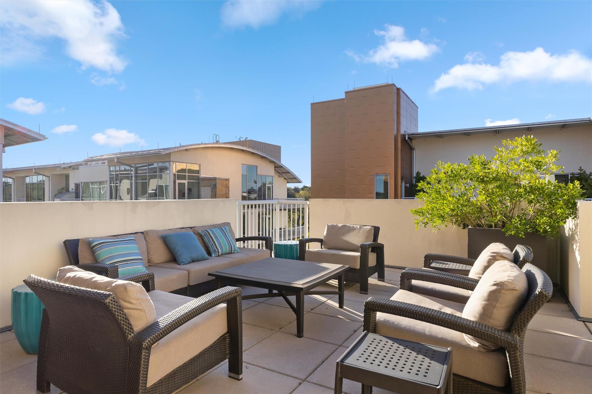 1600 Barton Springs RD # 4205