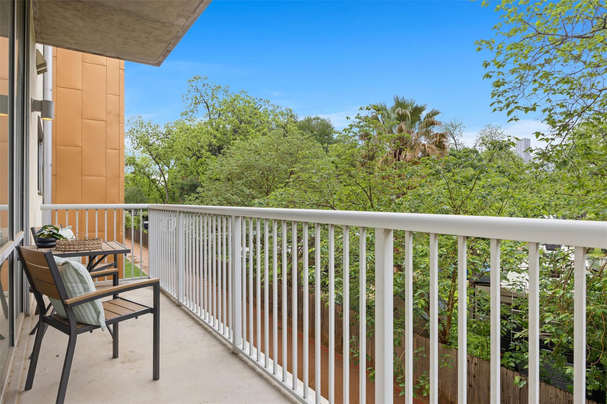 1600 Barton Springs RD # 4205