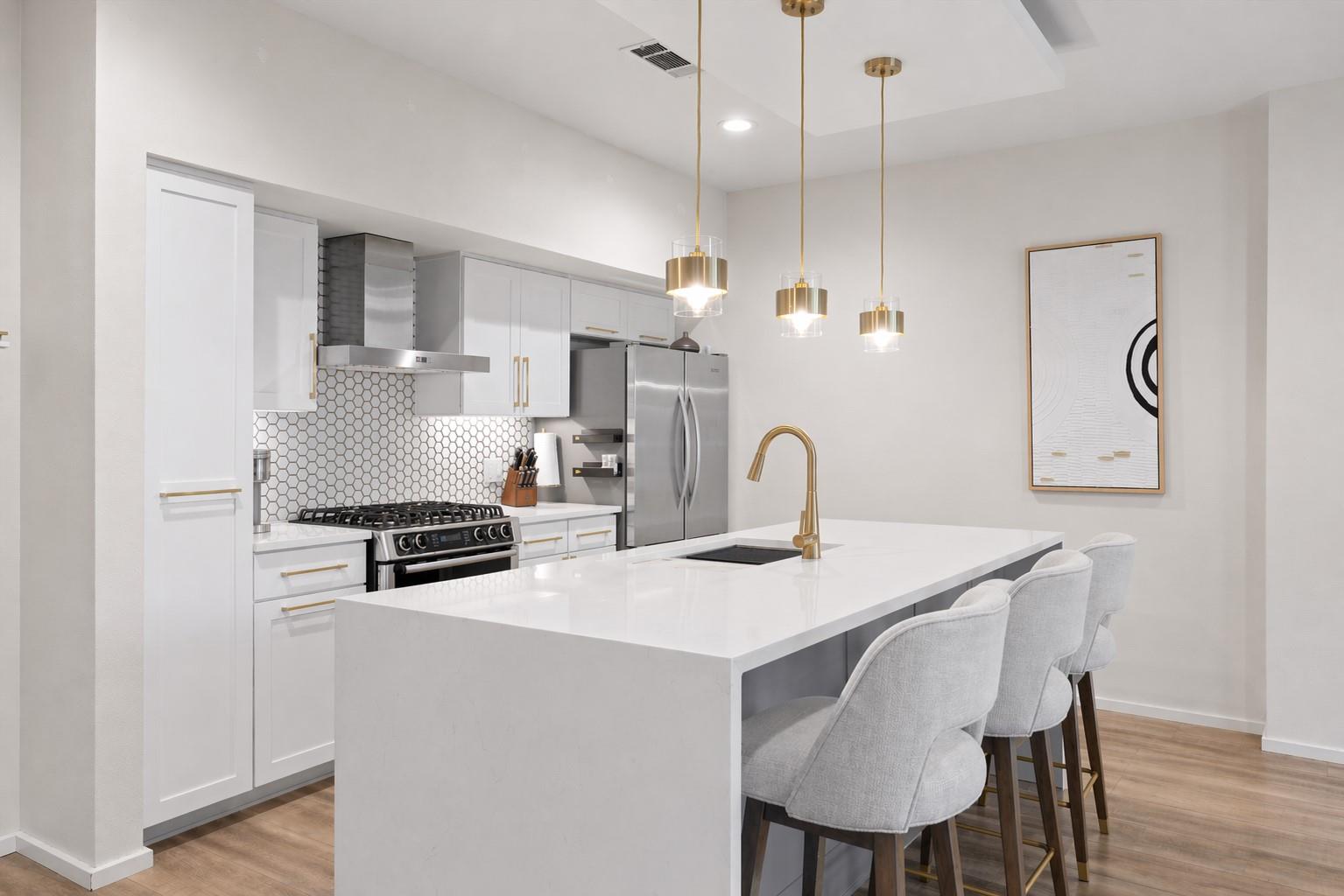 1600 Barton Springs RD # 4205