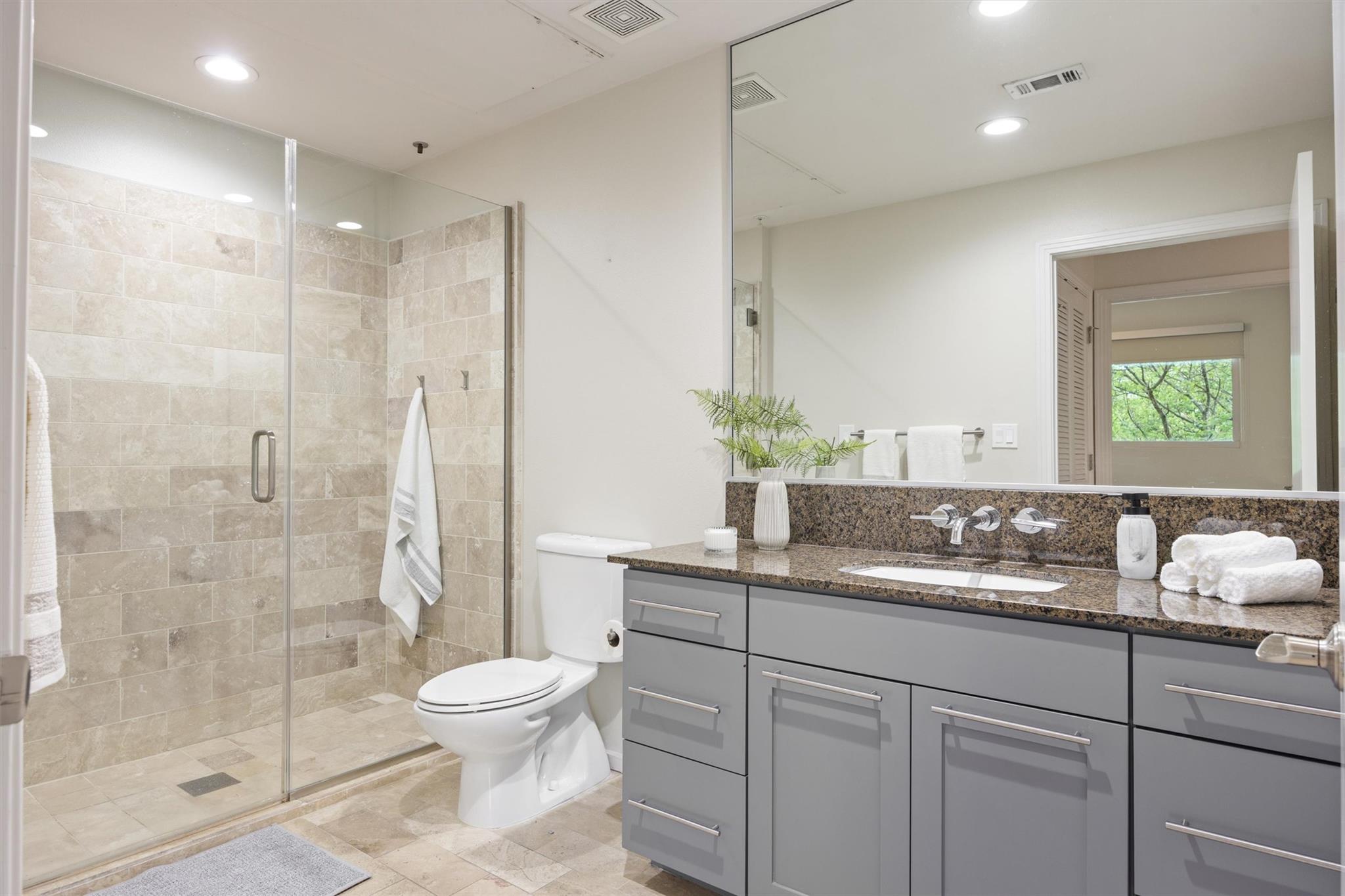 1600 Barton Springs RD # 4205