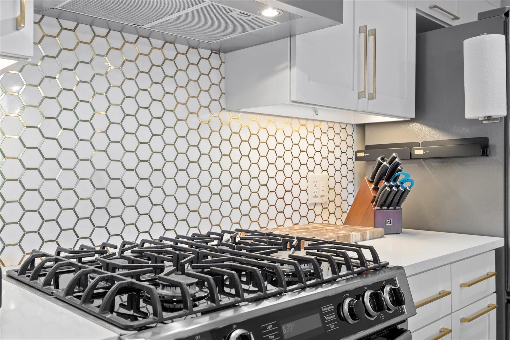 1600 Barton Springs RD # 4205