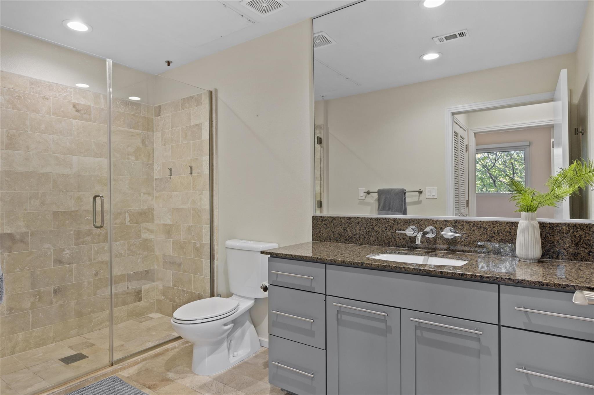 1600 Barton Springs RD # 4205