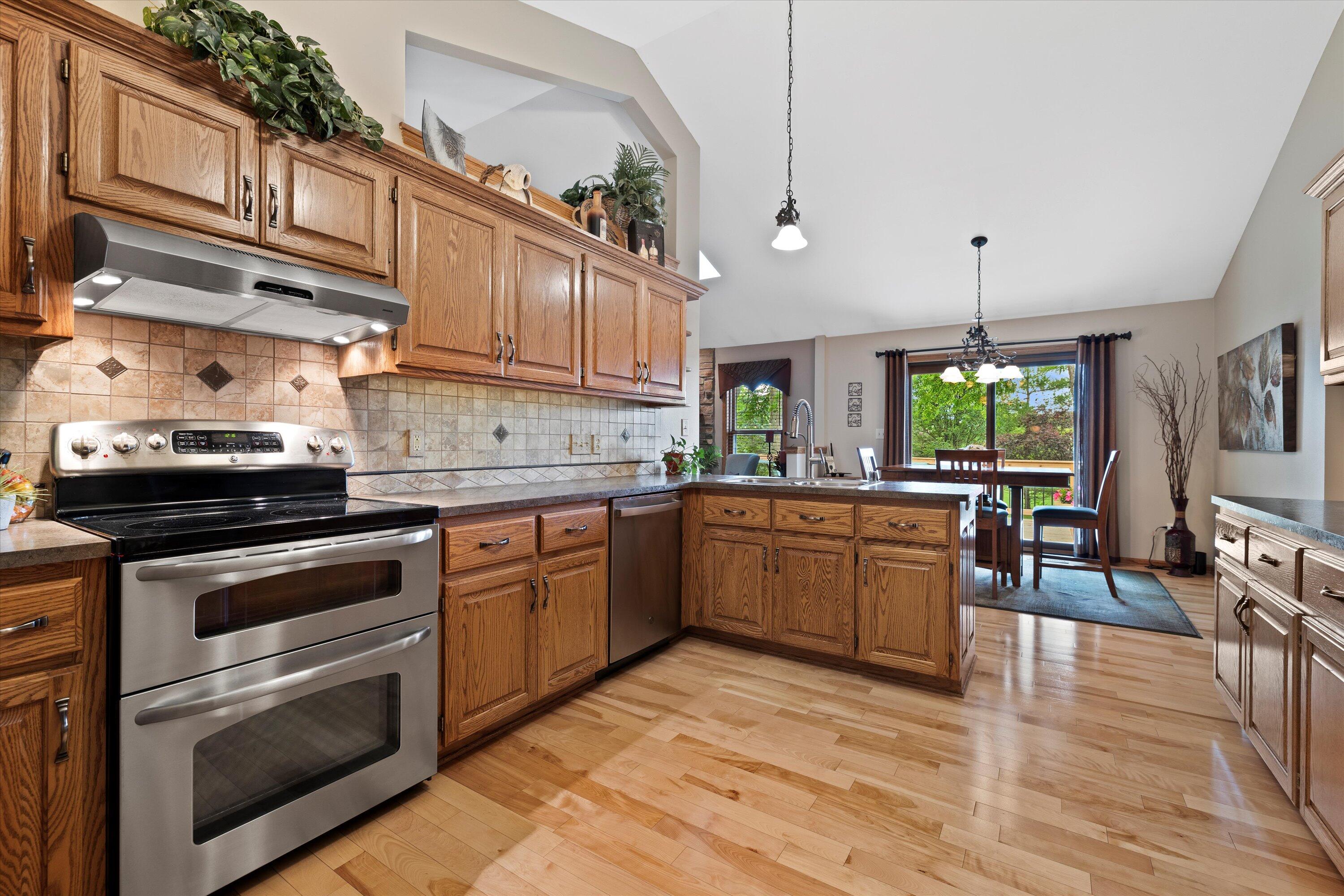 N73W22573 White Ash Ct
