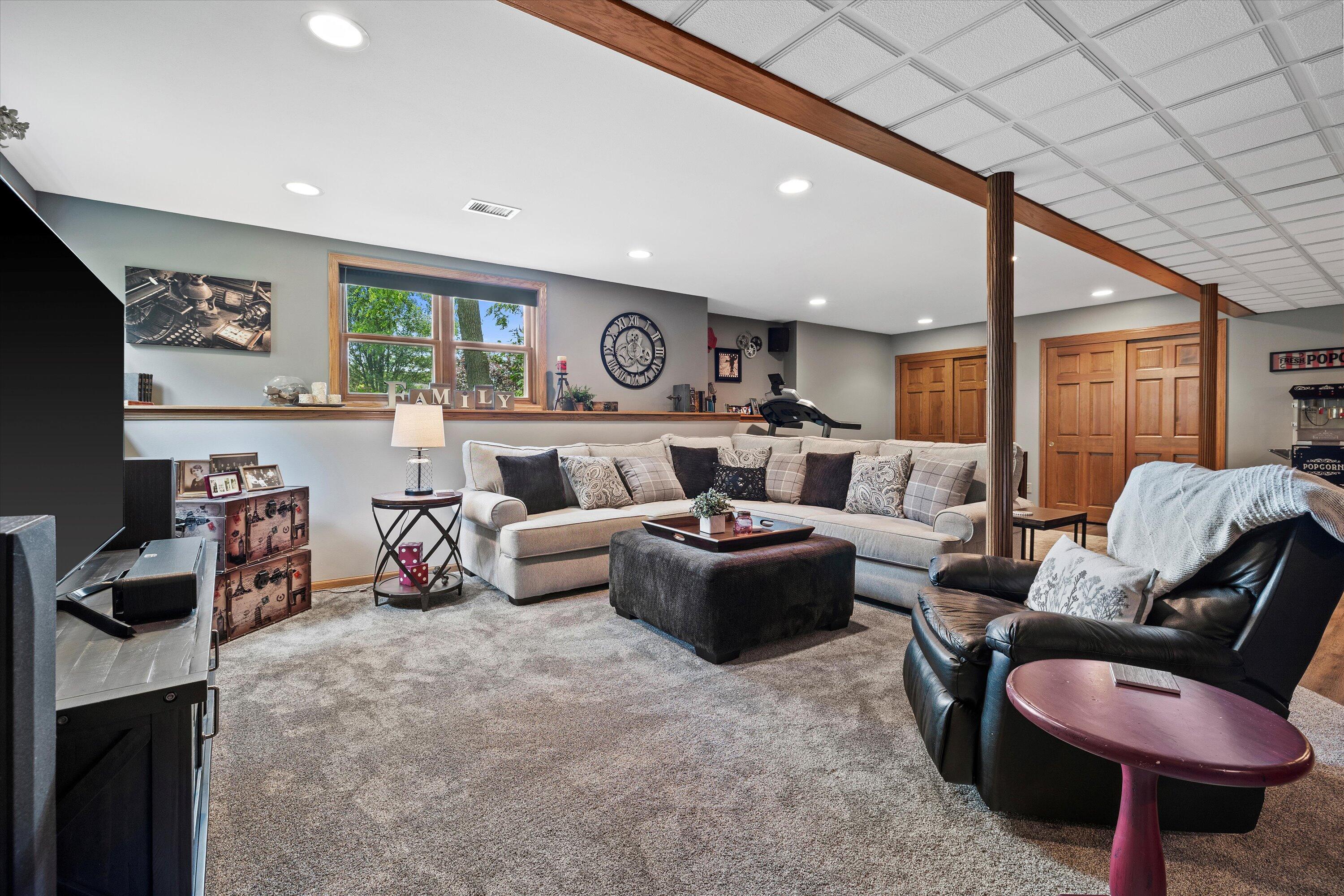 N73W22573 White Ash Ct