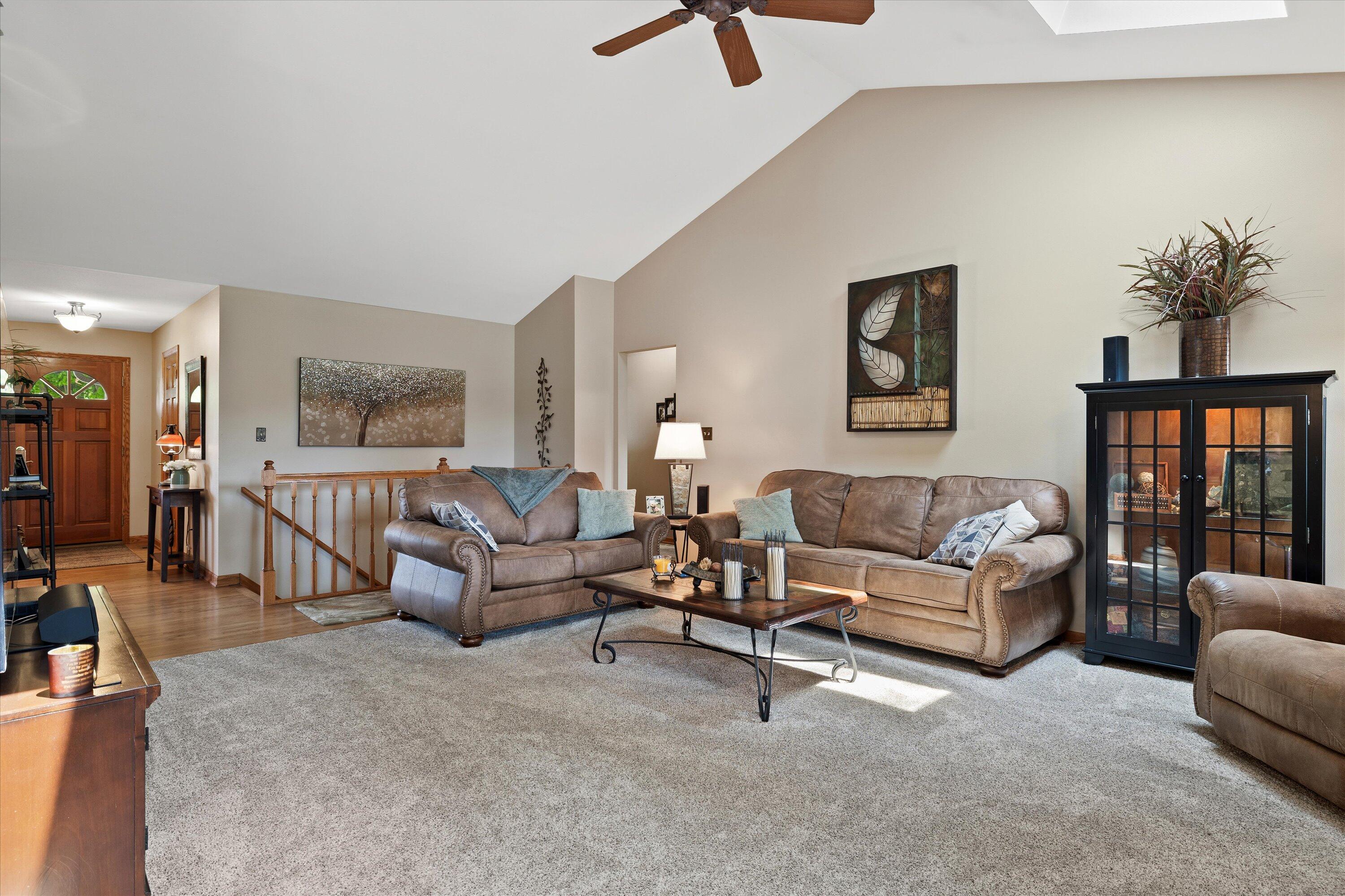 N73W22573 White Ash Ct