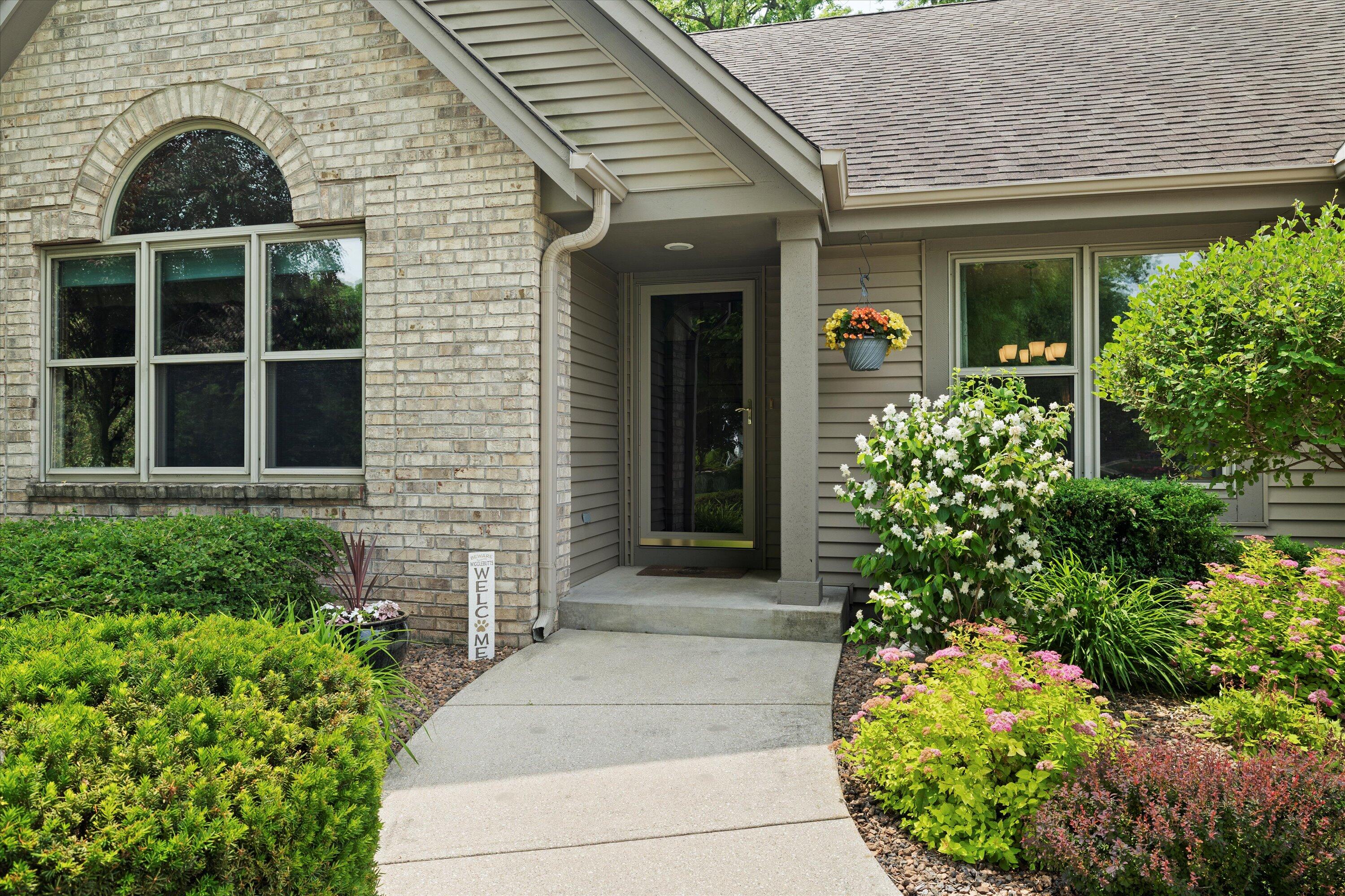 N73W22573 White Ash Ct