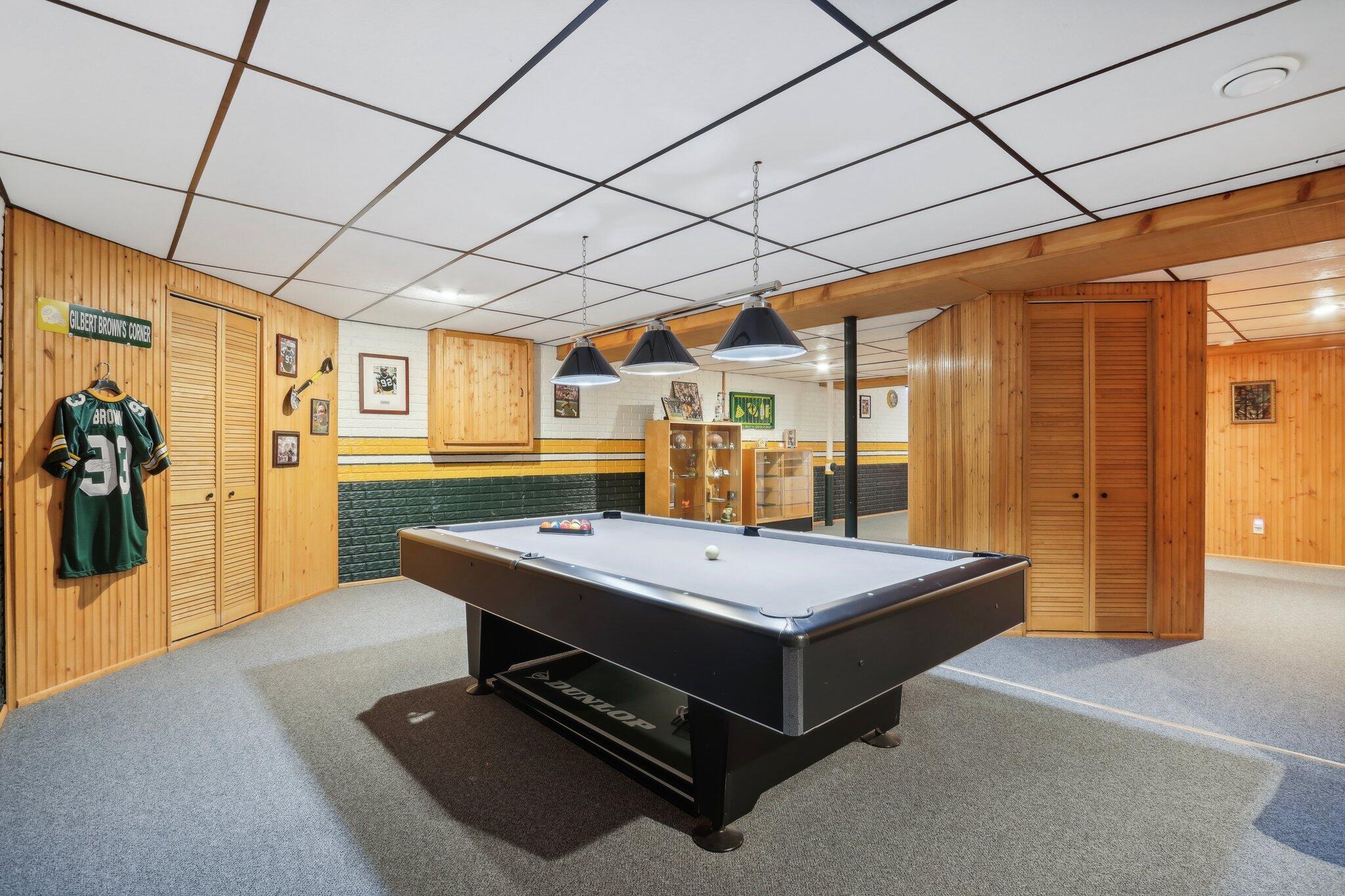 2536 Rebecca Dr