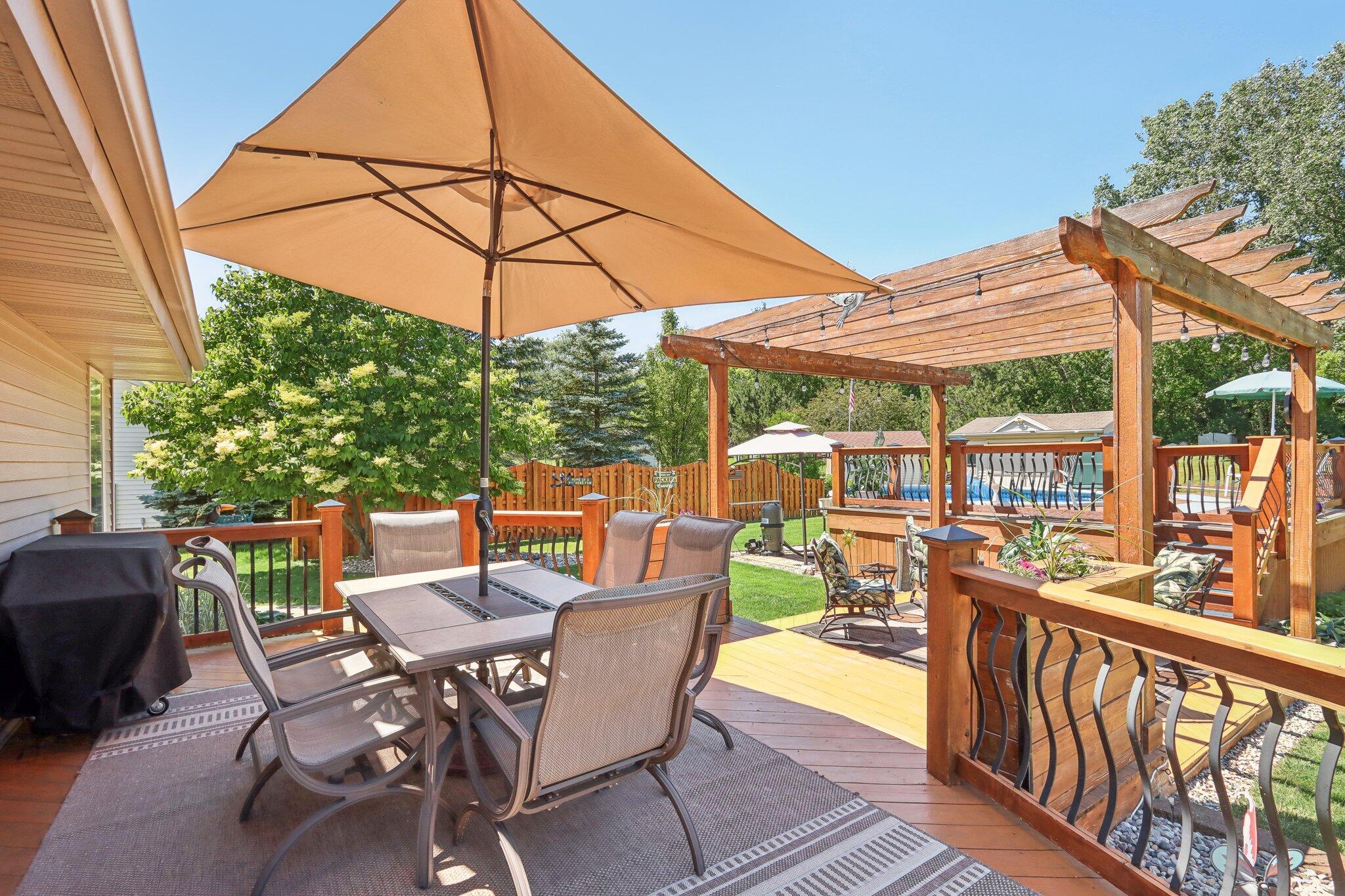 2536 Rebecca Dr