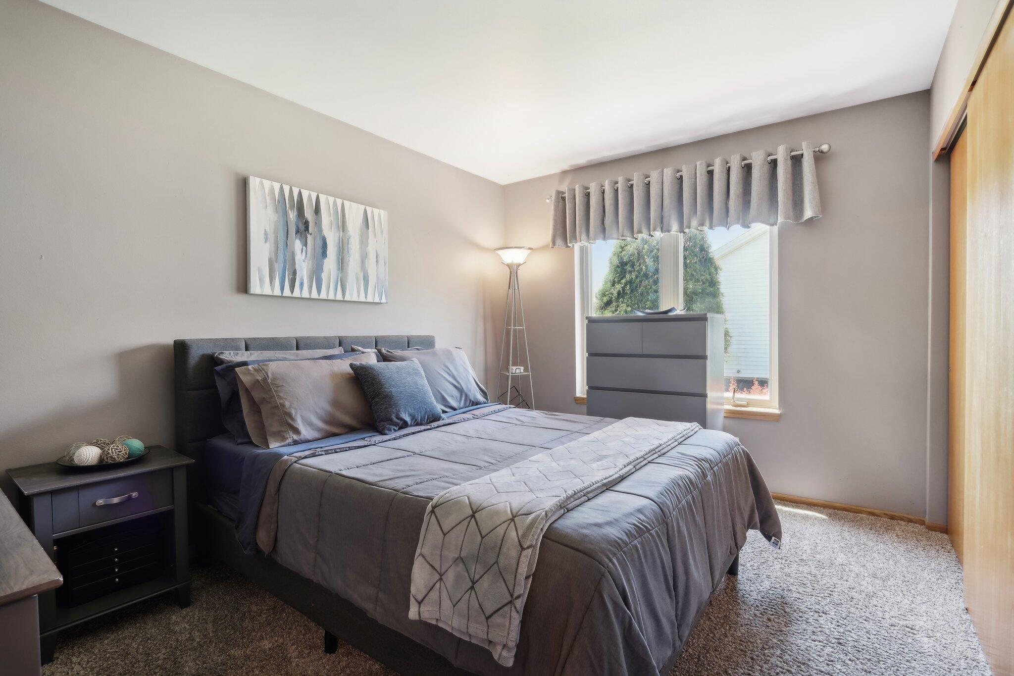 2536 Rebecca Dr