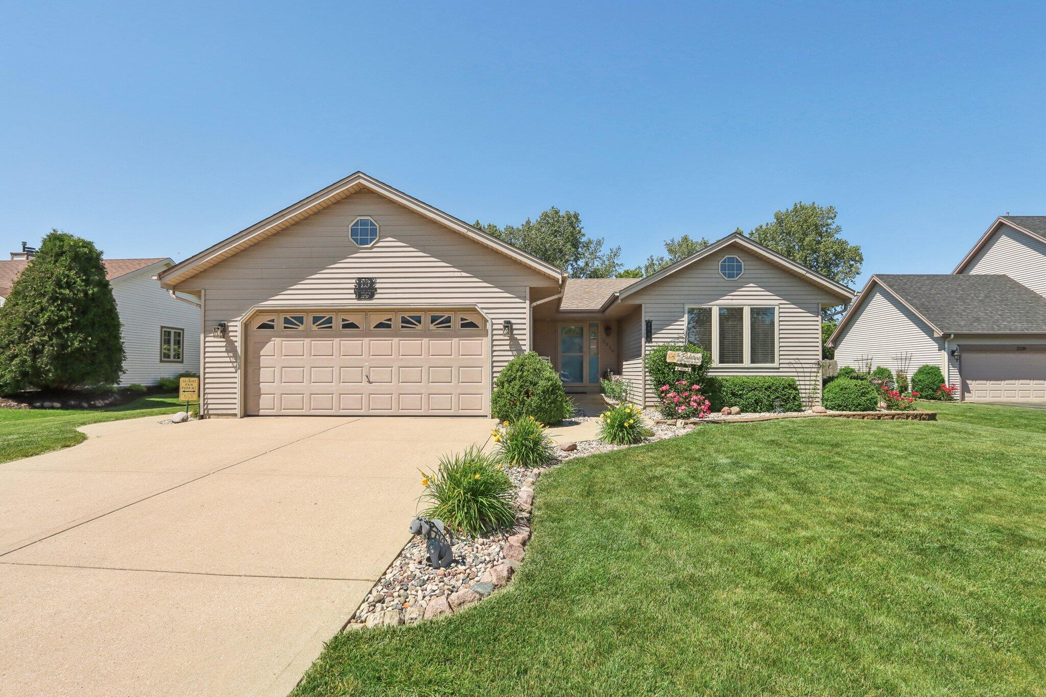 2536 Rebecca Dr