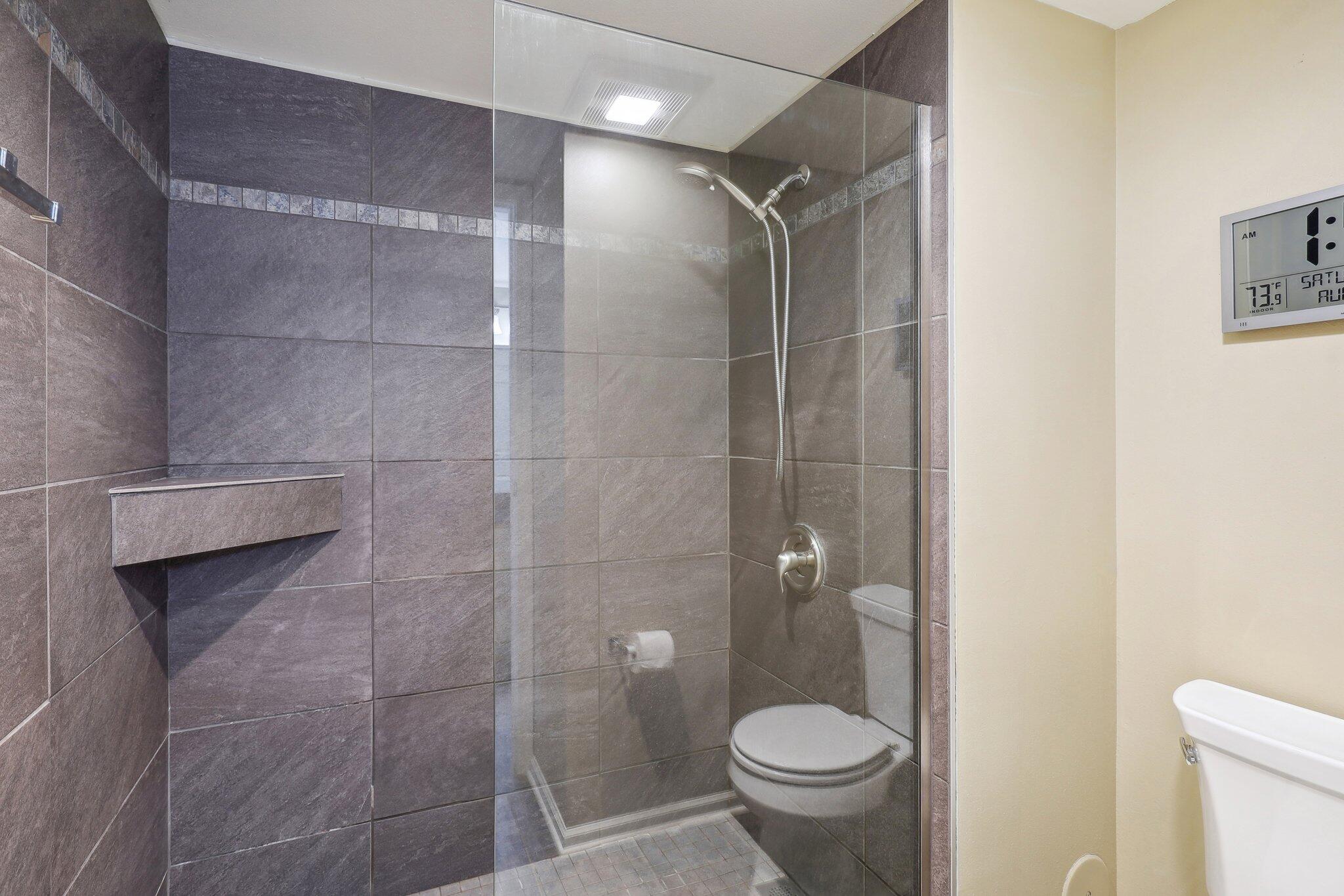 270 E Highland Ave Unit: 1242