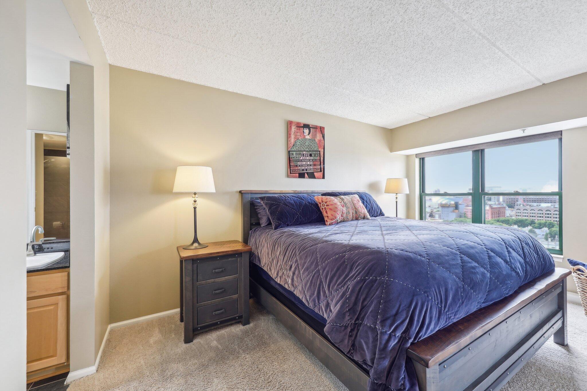 270 E Highland Ave Unit: 1242
