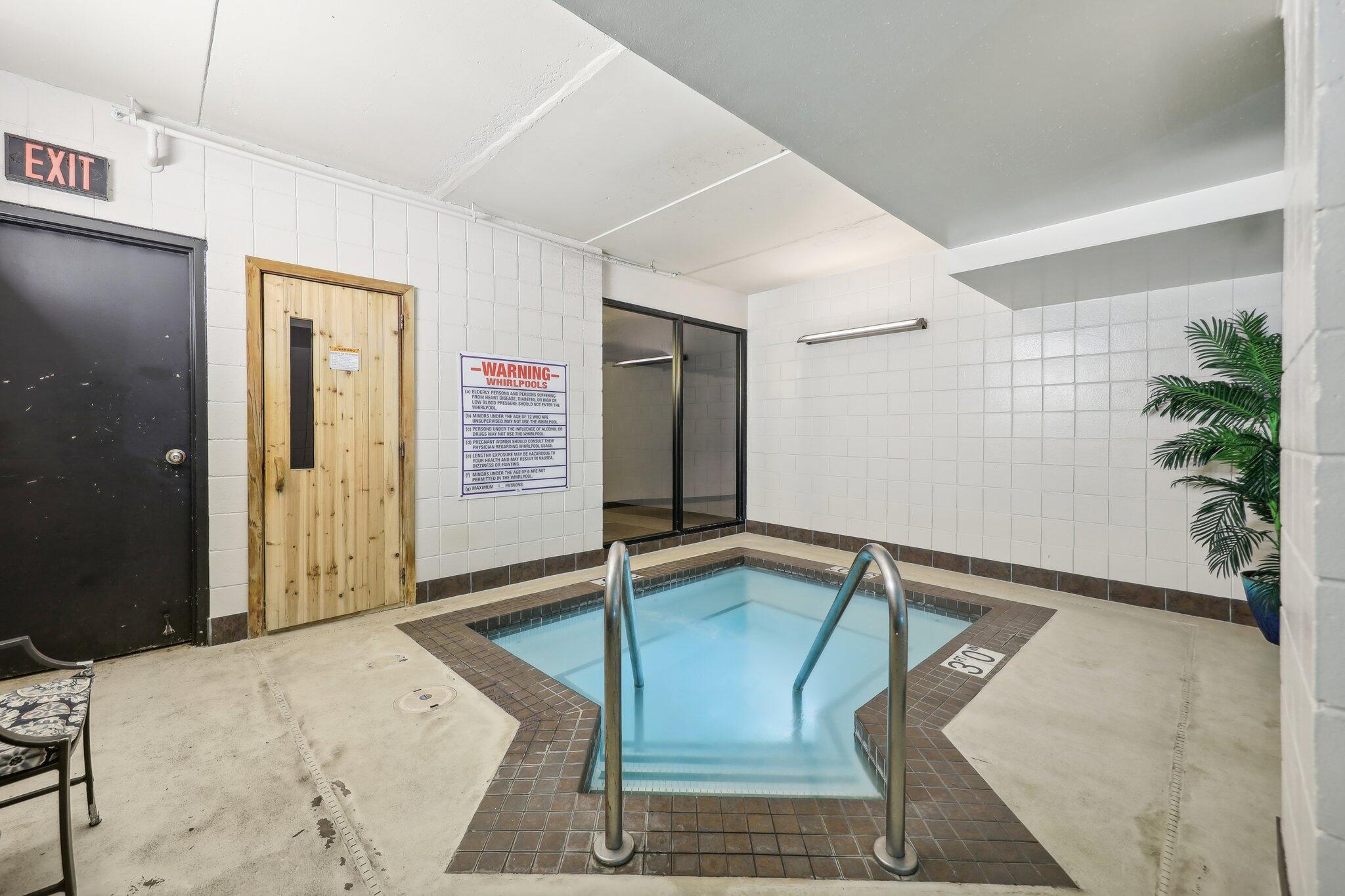 270 E Highland Ave Unit: 1242