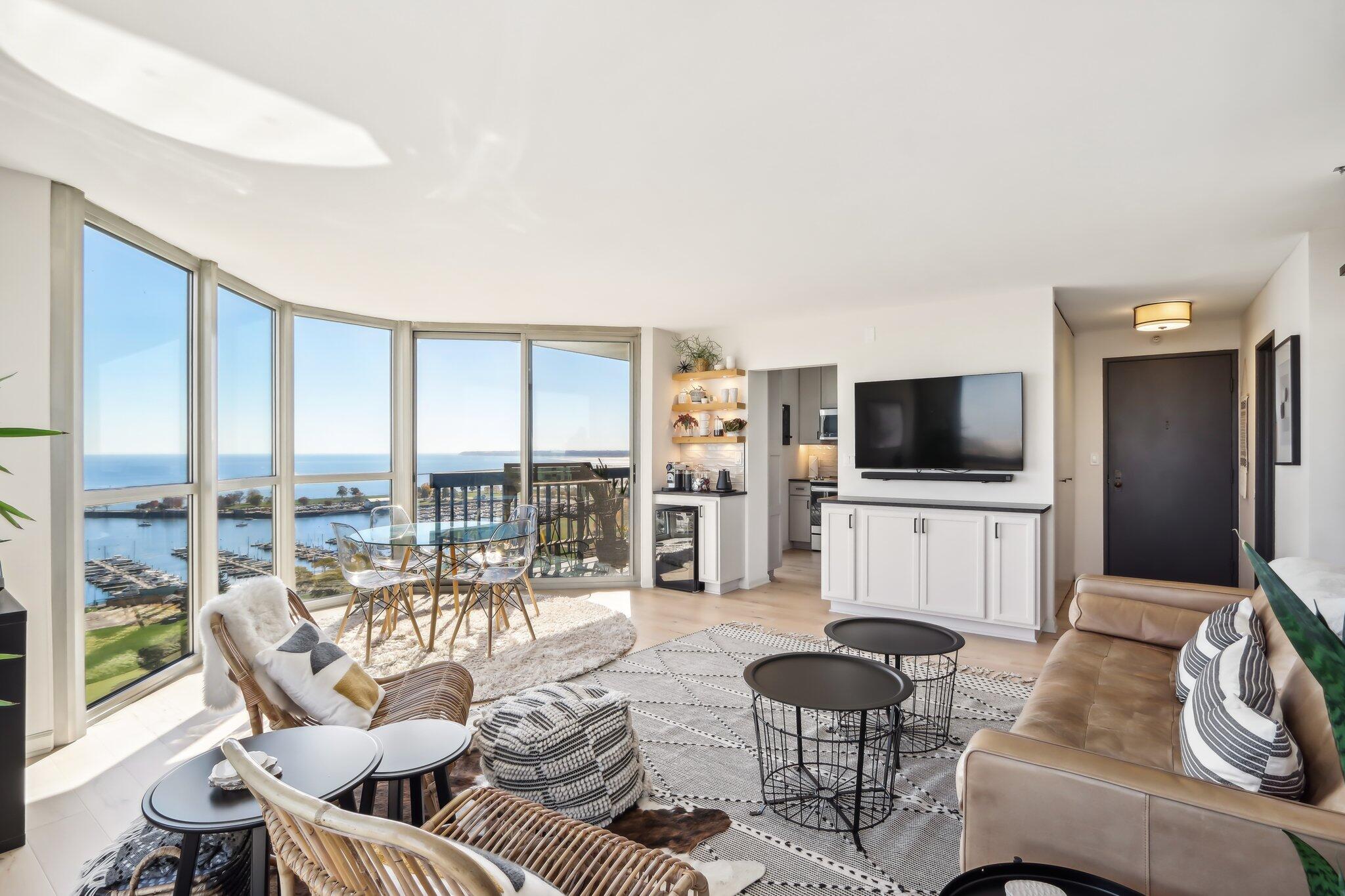 1660 N Prospect Ave Unit: 1510