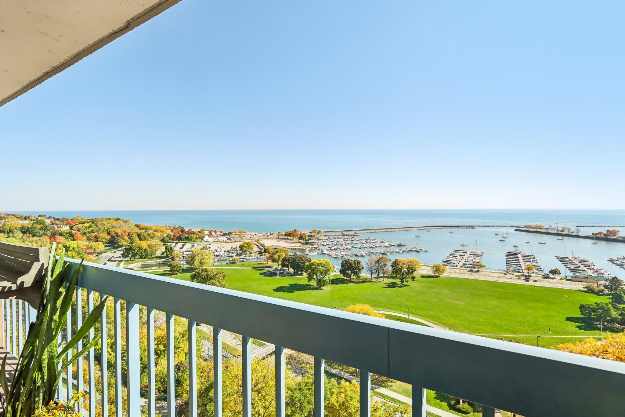 1660 N Prospect Ave Unit: 1510