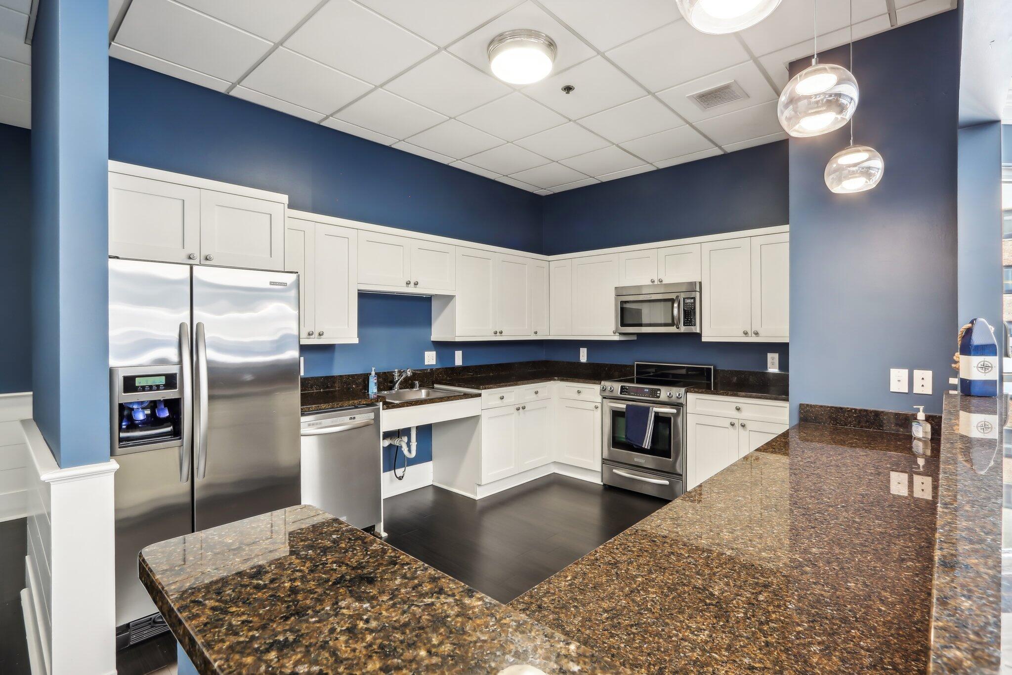 1660 N Prospect Ave Unit: 1510